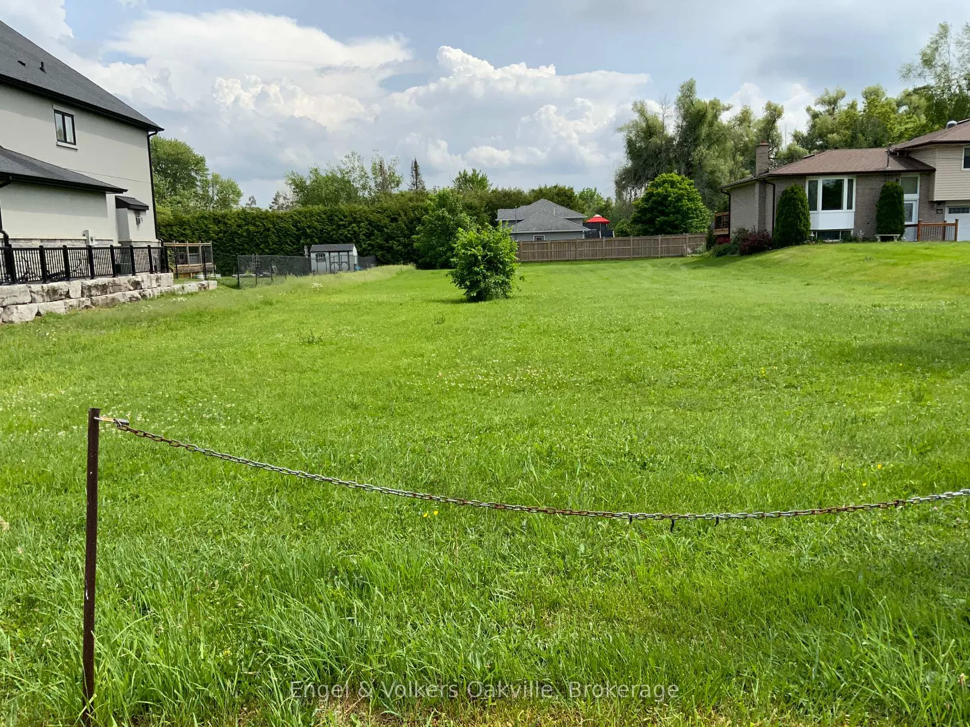 Photo 2 of 7657 Black River Road, Georgina, Virginia — HOMEH