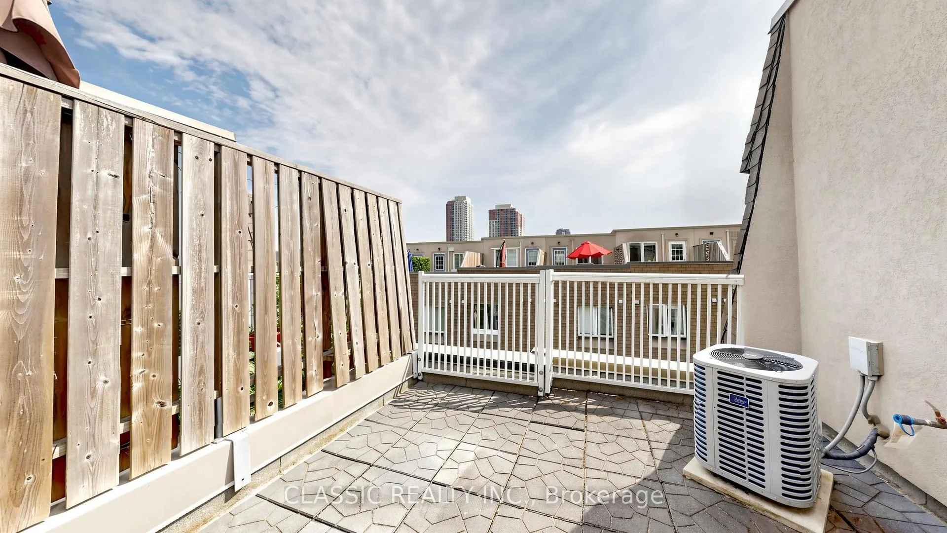 Photo 21 of Unit 63, 50 Turntable Crescent, Toronto, Dovercourt-Wallace Emerson-Junction — HOMEH