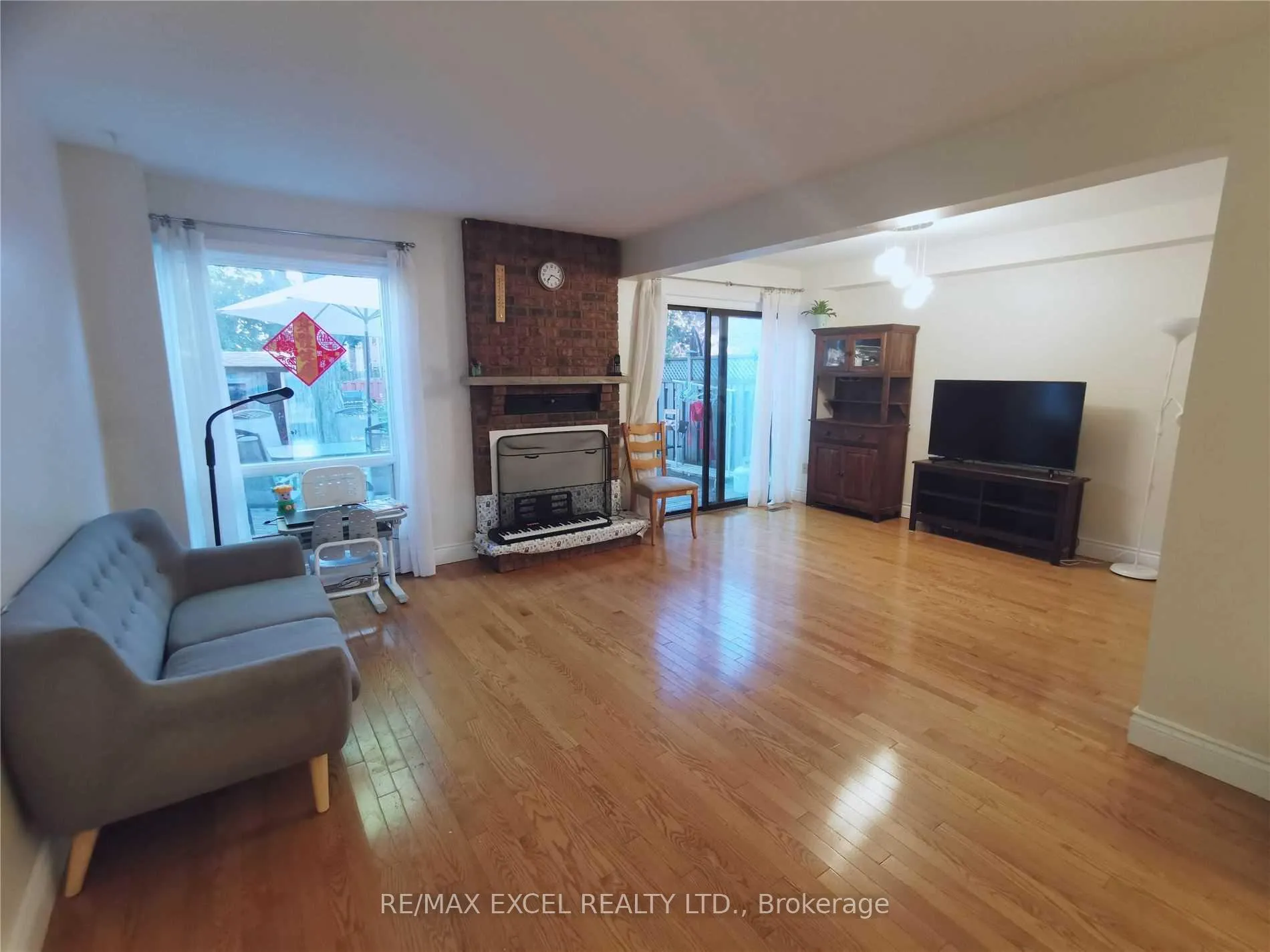 Photo 6 of 75 Ecclesfield Drive, Scarborough, Steeles — HOMEH