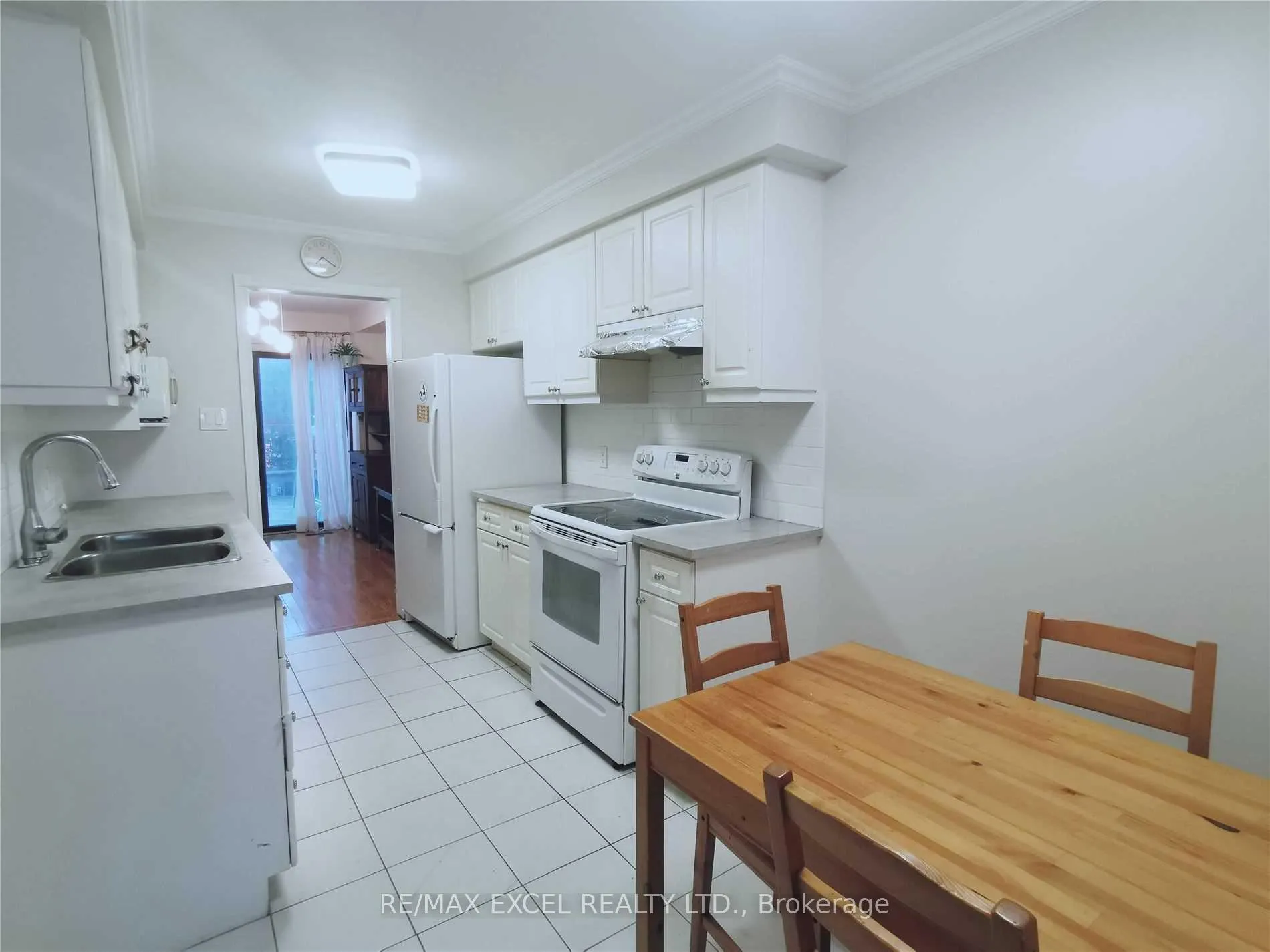 Photo 8 of 75 Ecclesfield Drive, Scarborough, Steeles — HOMEH