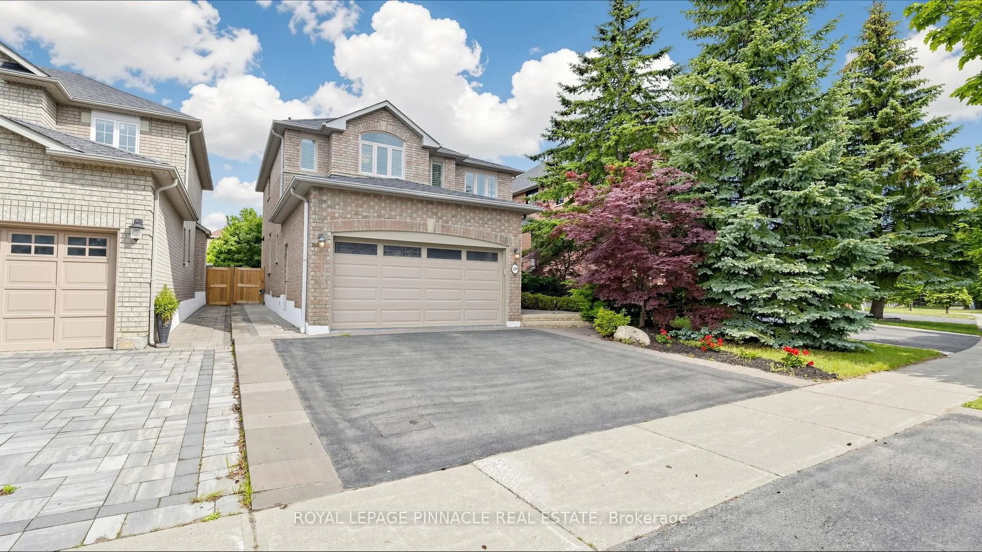Photo 2 of 164 Anthony Avenue, Mississauga, Hurontario — HOMEH