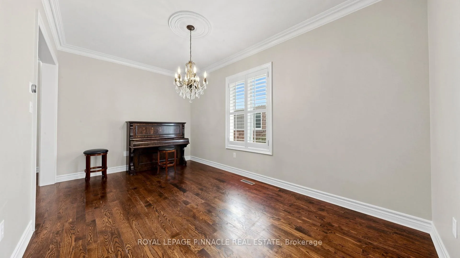 Photo 18 of 164 Anthony Avenue, Mississauga, Hurontario — HOMEH