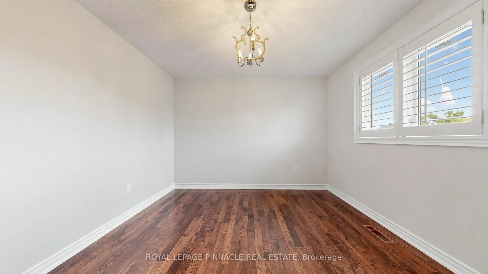 Photo 34 of 164 Anthony Avenue, Mississauga, Hurontario — HOMEH