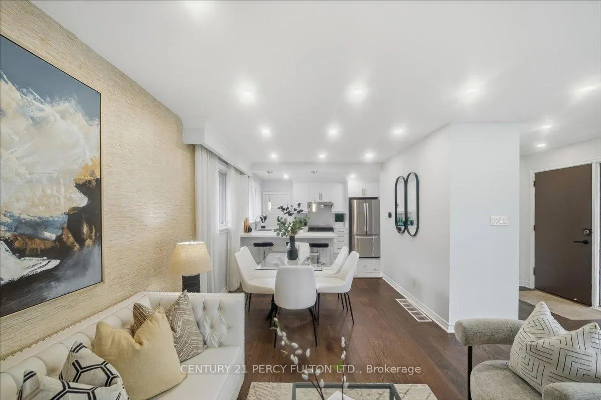 Photo 10 of 50 Mooregate Avenue, Scarborough, Ionview — HOMEH