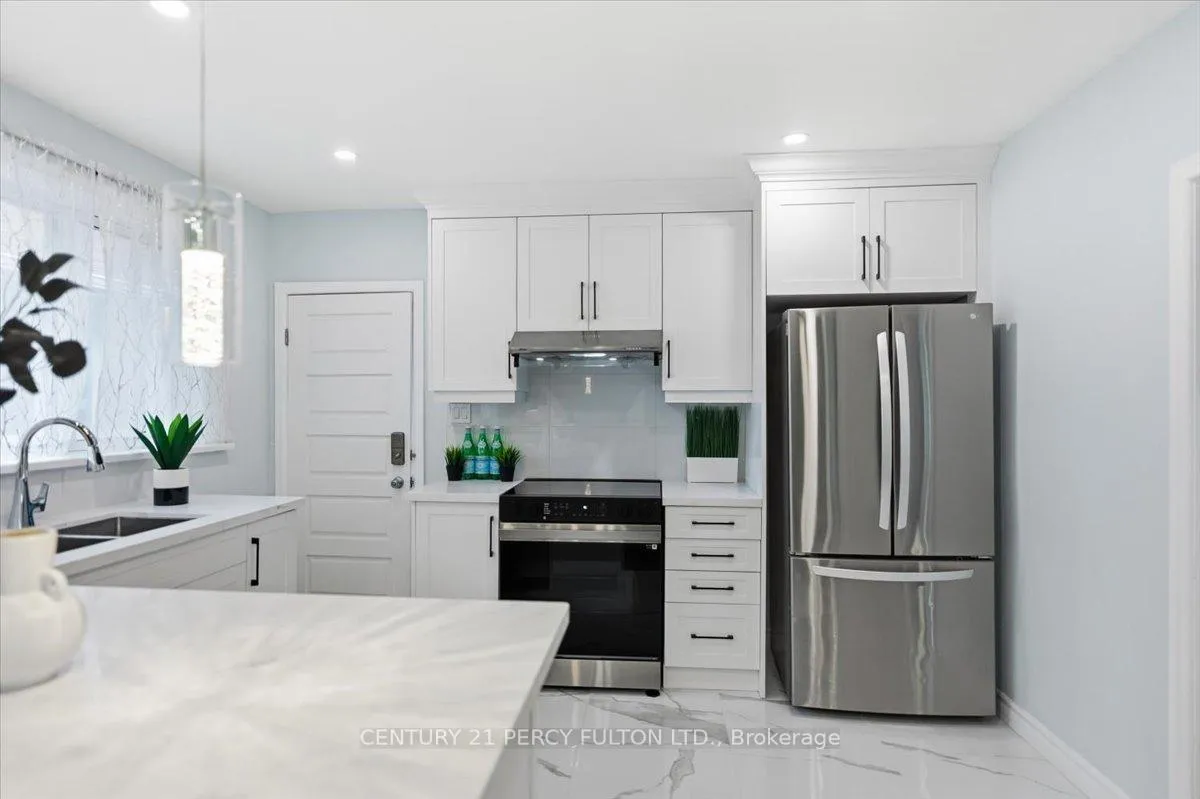 Photo 15 of 50 Mooregate Avenue, Scarborough, Ionview — HOMEH