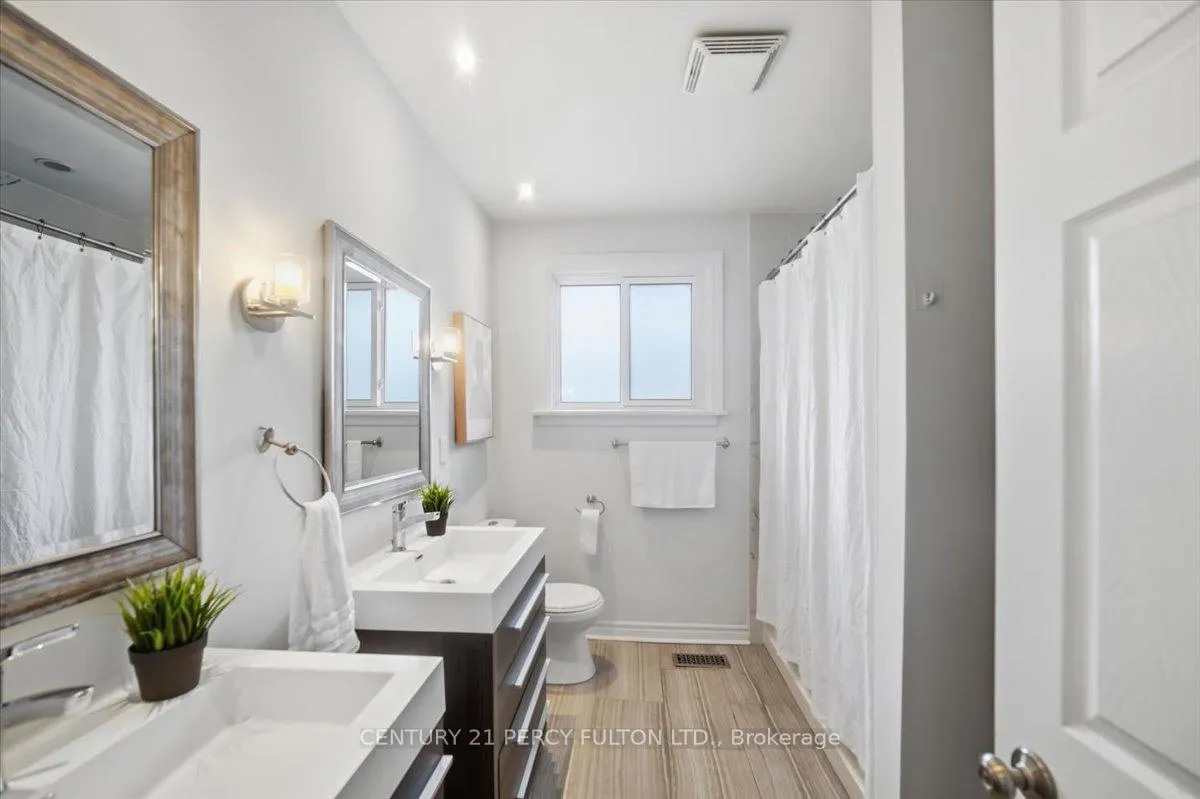 Photo 17 of 50 Mooregate Avenue, Scarborough, Ionview — HOMEH
