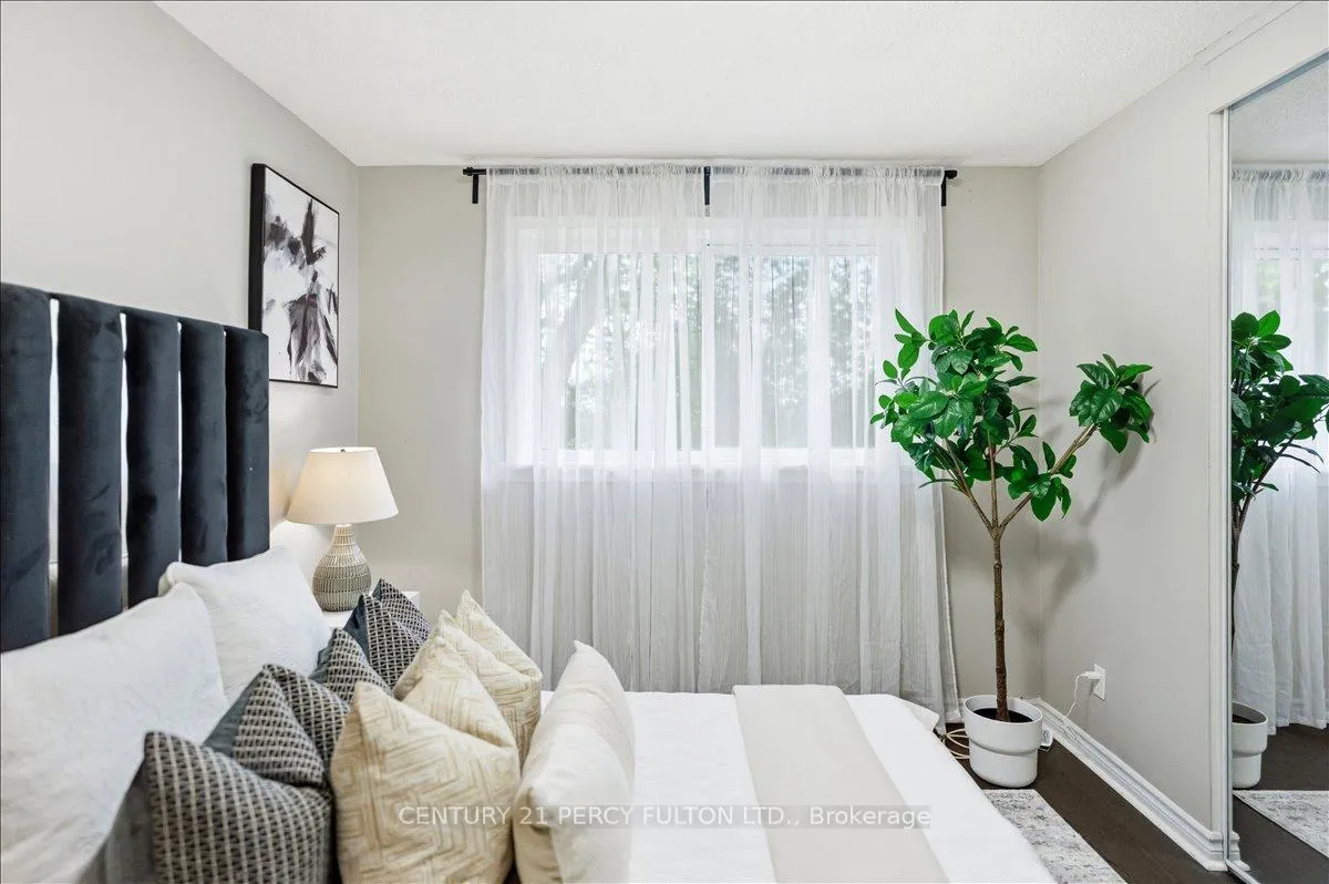 Photo 21 of 50 Mooregate Avenue, Scarborough, Ionview — HOMEH