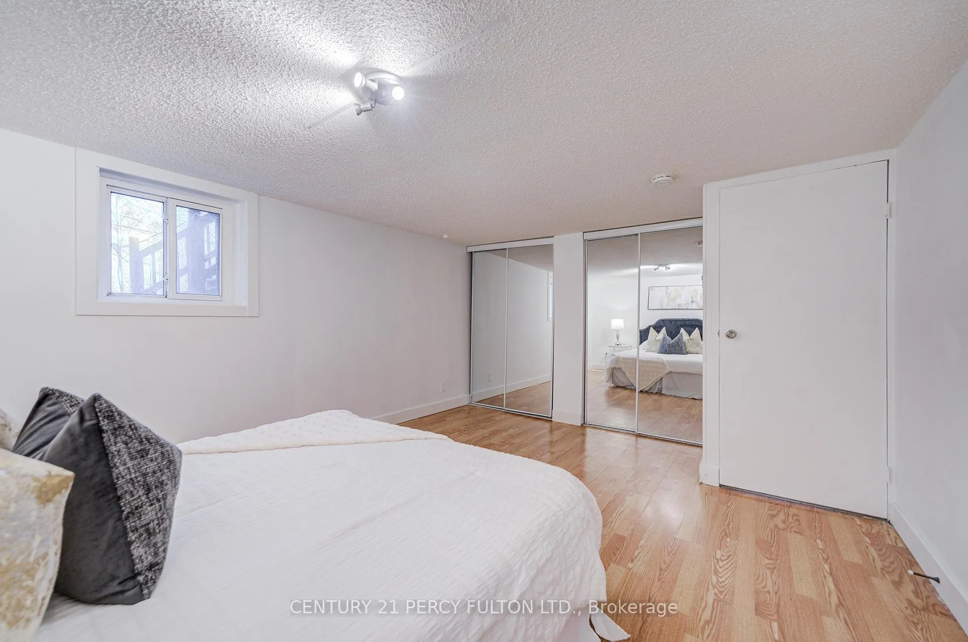 Photo 41 of 50 Mooregate Avenue, Scarborough, Ionview — HOMEH