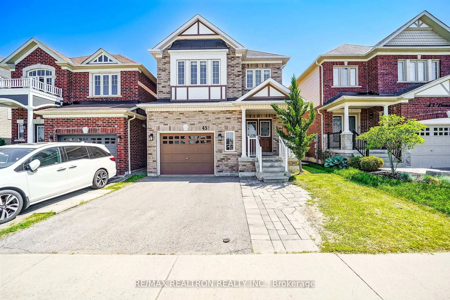 Photo 3 of 45 Denny Street, Ajax, South East — HOMEH