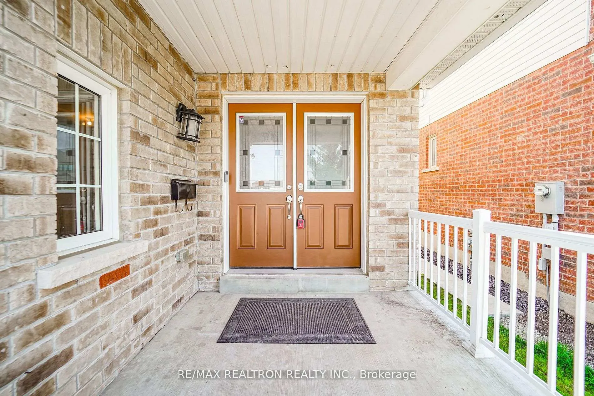 Photo 4 of 45 Denny Street, Ajax, South East — HOMEH