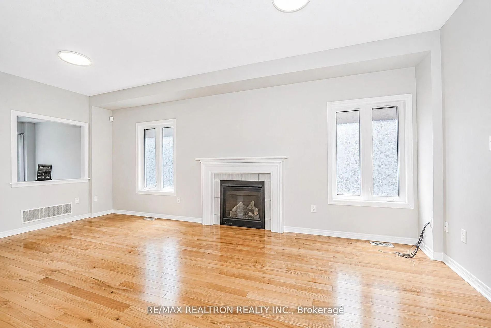 Photo 6 of 45 Denny Street, Ajax, South East — HOMEH