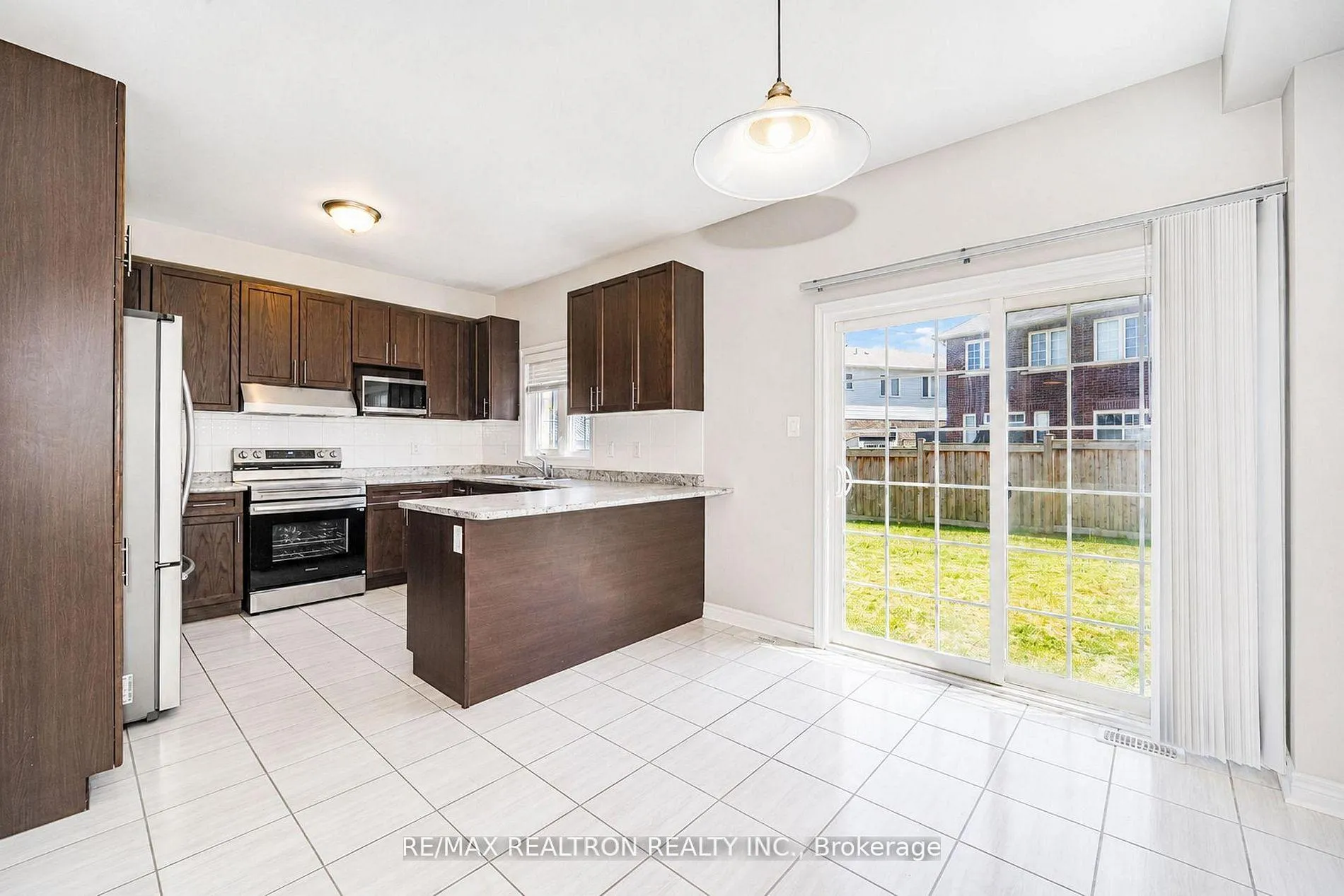 Photo 12 of 45 Denny Street, Ajax, South East — HOMEH