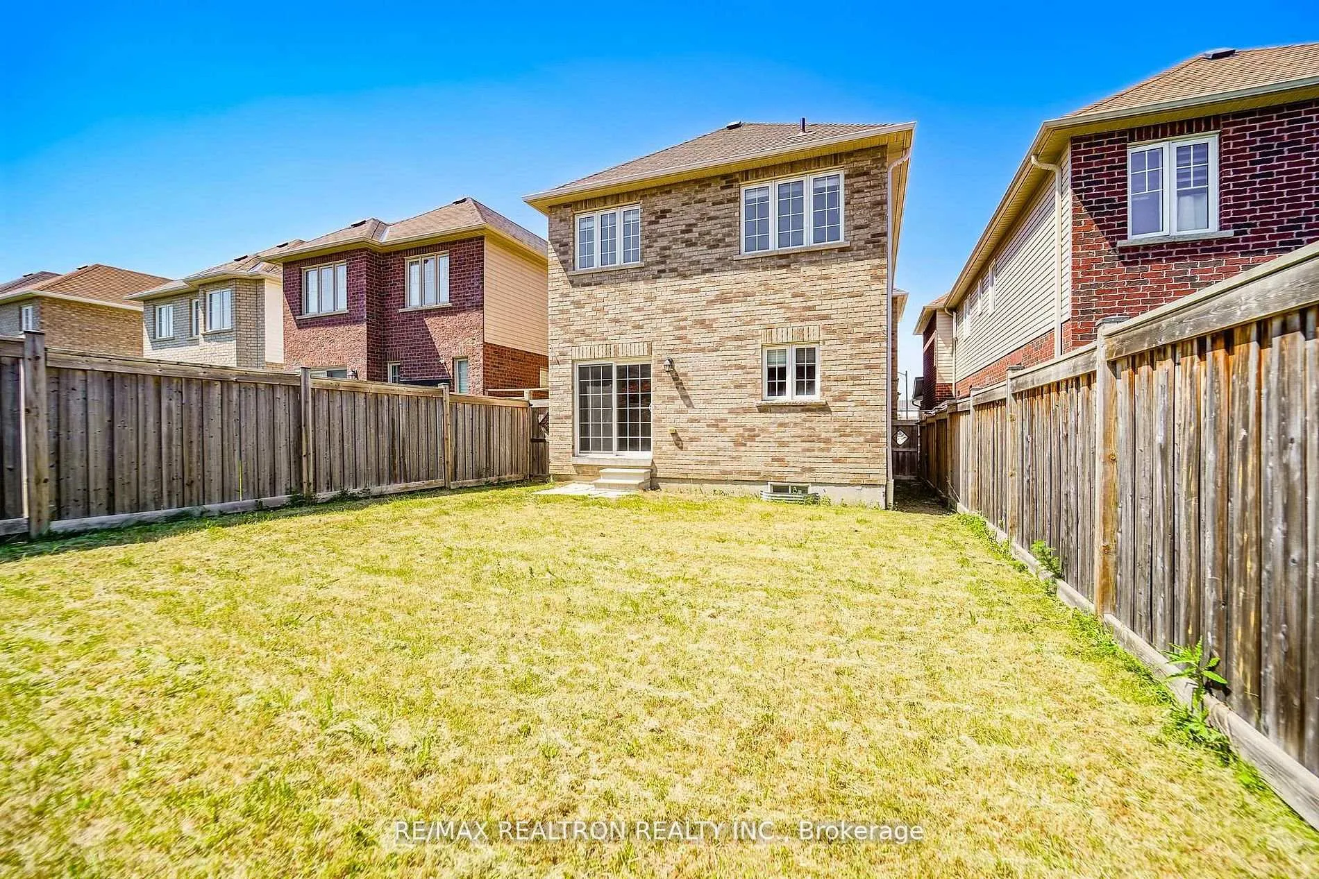 Photo 27 of 45 Denny Street, Ajax, South East — HOMEH