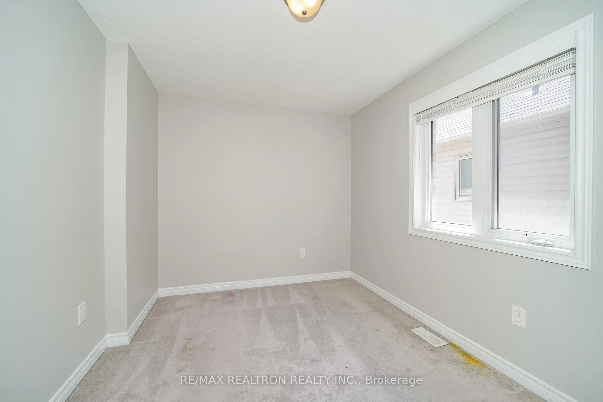 Photo 35 of 45 Denny Street, Ajax, South East — HOMEH