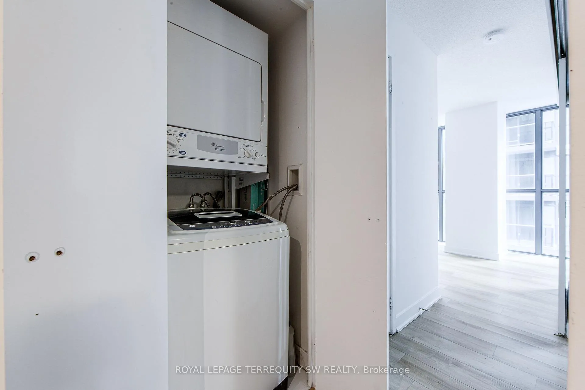 Photo 14 of Unit 707, 110 Charles Street E, Toronto, Church-Yonge Corridor — HOMEH