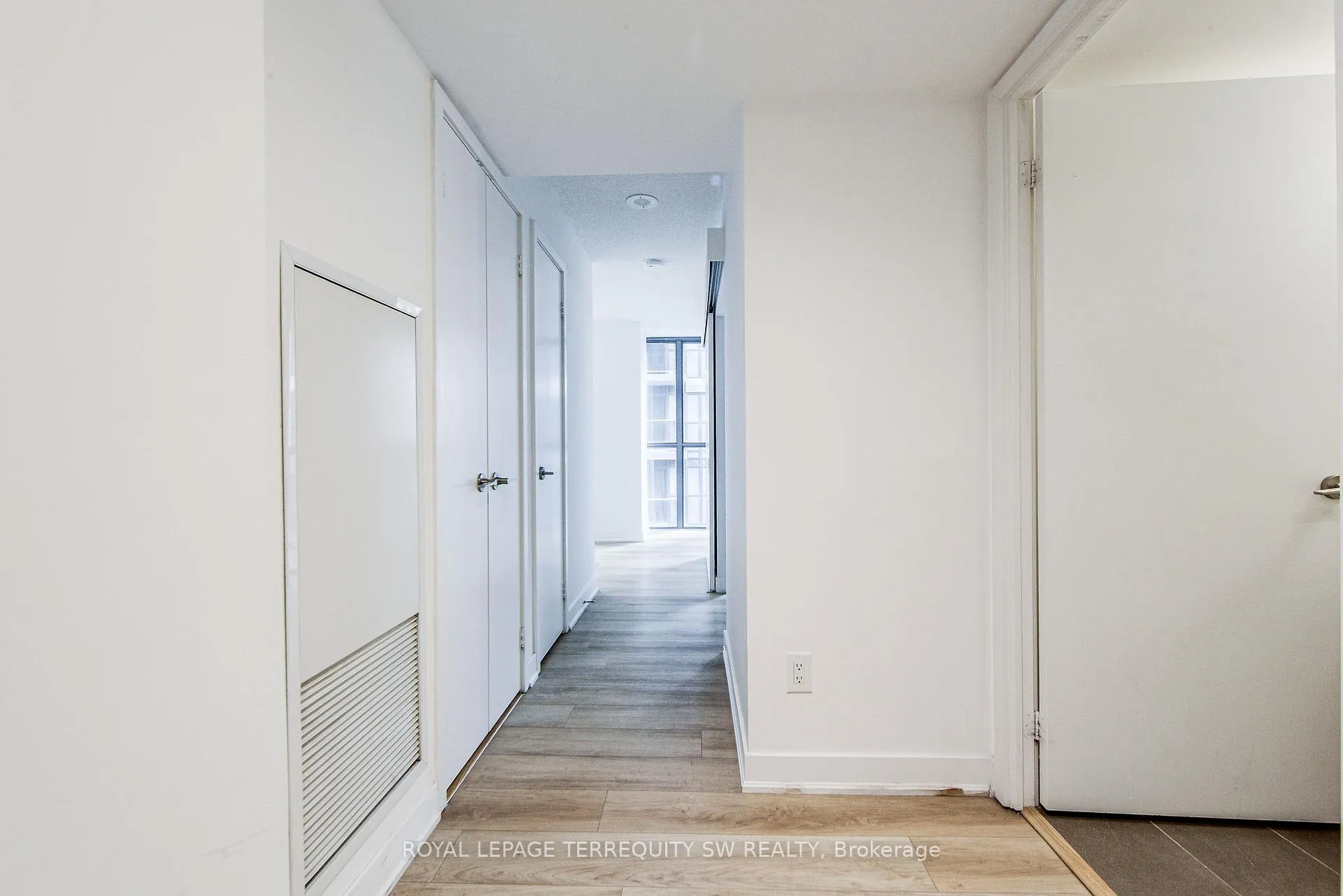 Photo 37 of Unit 707, 110 Charles Street E, Toronto, Church-Yonge Corridor — HOMEH