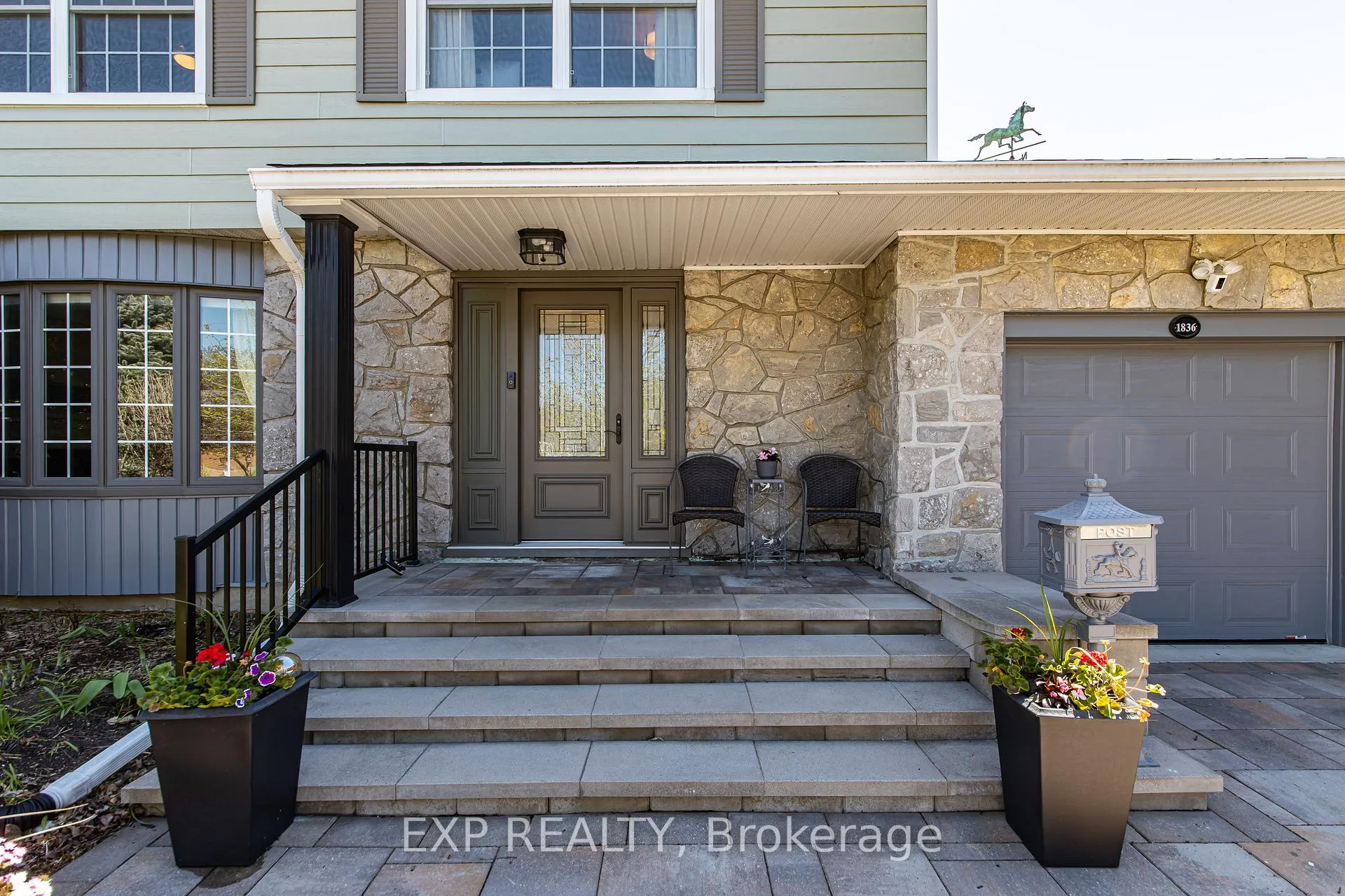 Photo 2 of 1836 Lorraine Avenue, Ottawa, Guildwood Estates - Urbandale Acres — HOMEH