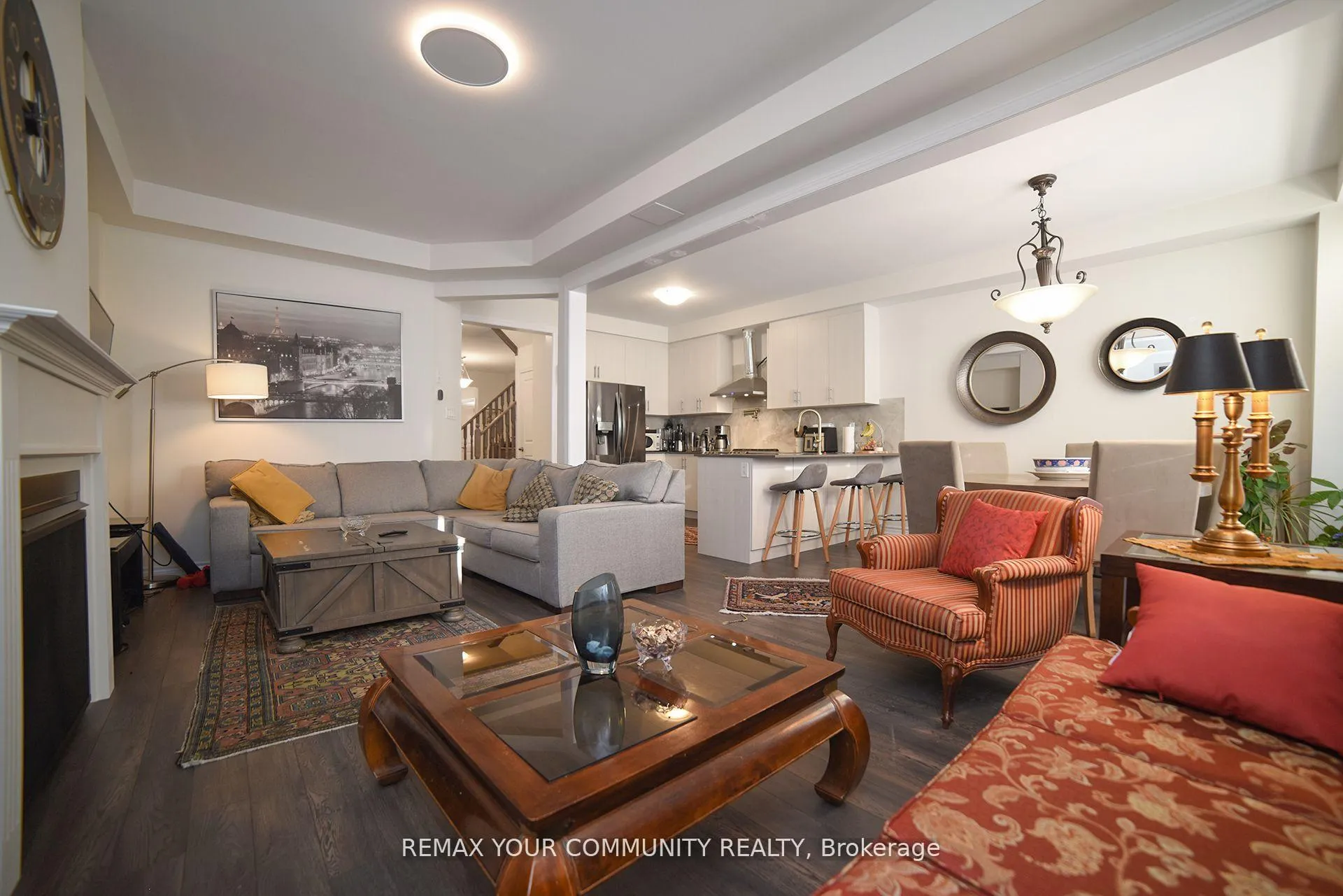 Photo 10 of 12 Viola Street, East Gwillimbury, Sharon — HOMEH