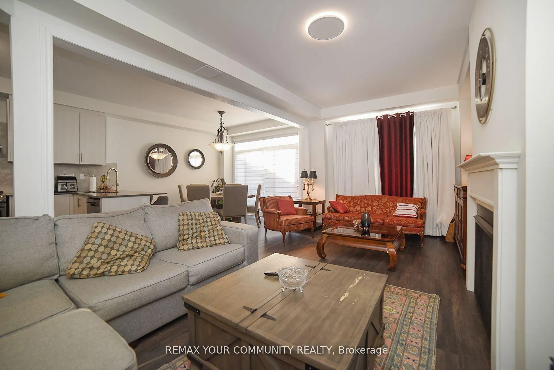 Photo 11 of 12 Viola Street, East Gwillimbury, Sharon — HOMEH