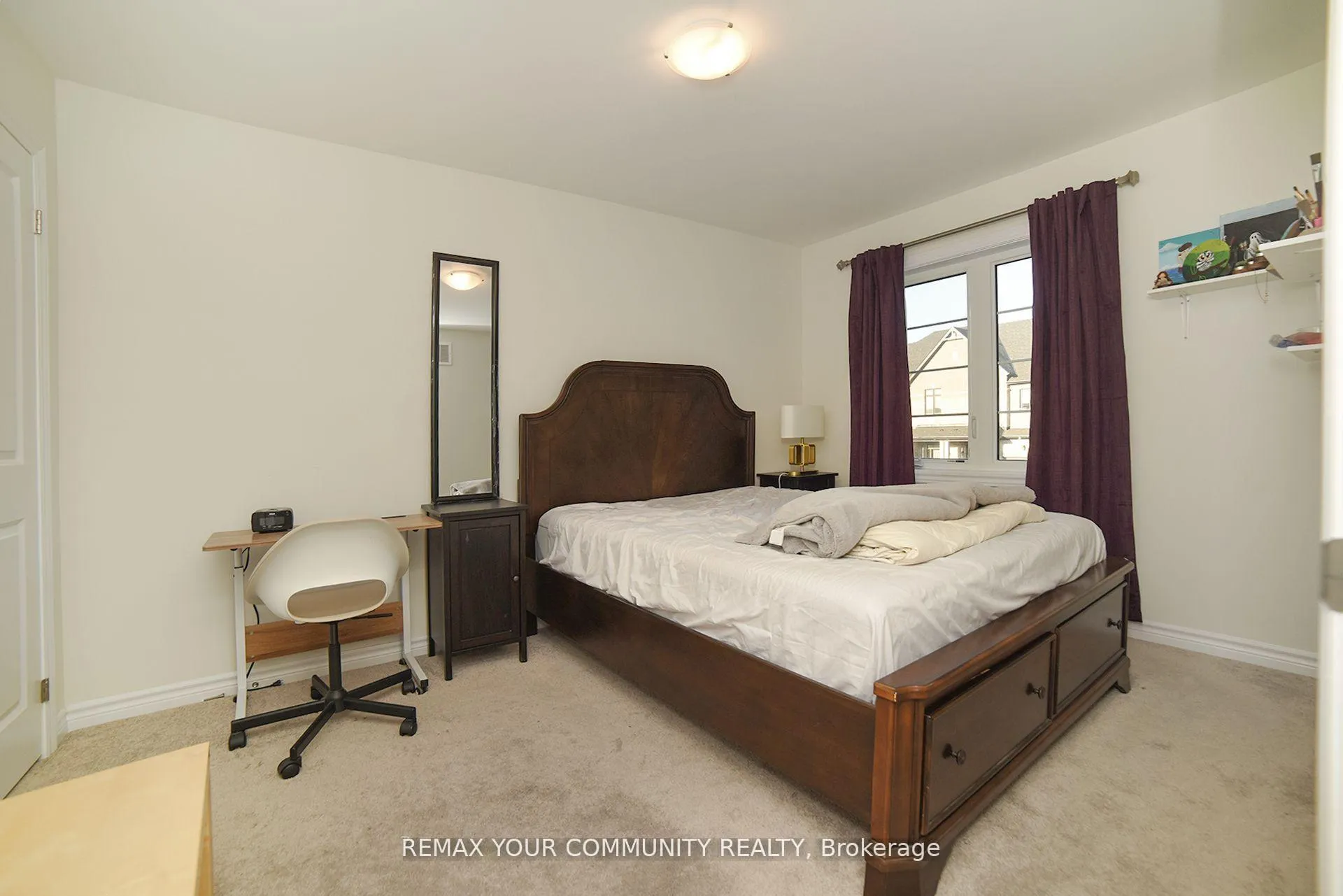 Photo 16 of 12 Viola Street, East Gwillimbury, Sharon — HOMEH