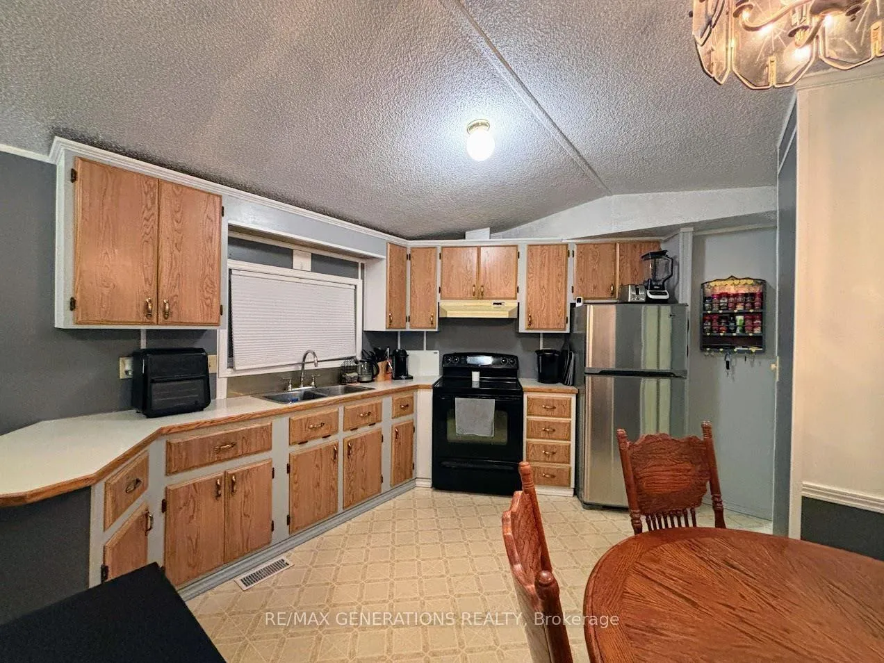 Photo 6 of 31 Coveney Street, Marathon — HOMEH