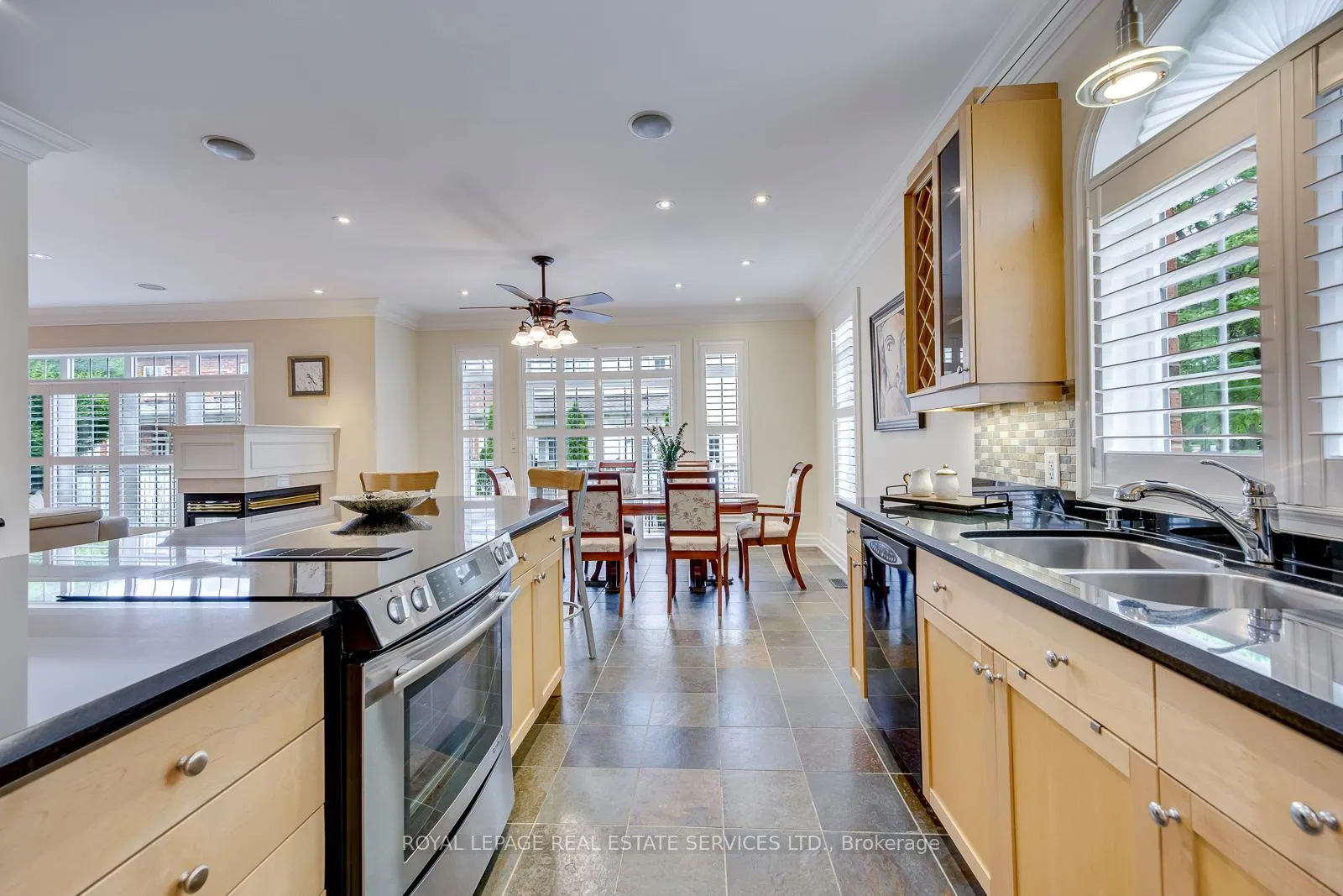 Photo 18 of 4 Avery Circle, Hamilton, Stoney Creek — HOMEH