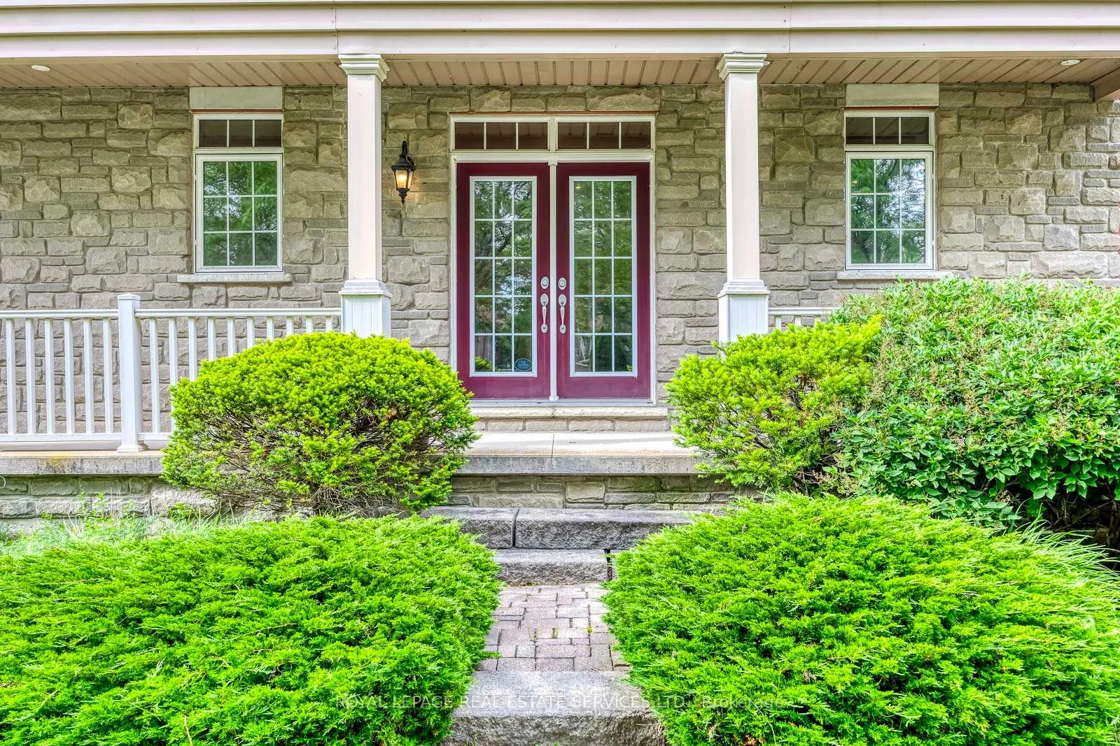 Photo 43 of 4 Avery Circle, Hamilton, Stoney Creek — HOMEH