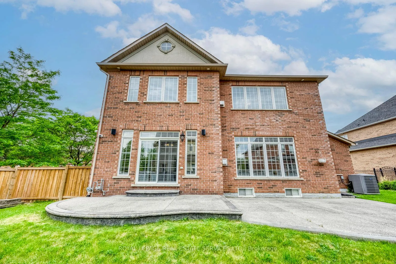 Photo 47 of 4 Avery Circle, Hamilton, Stoney Creek — HOMEH