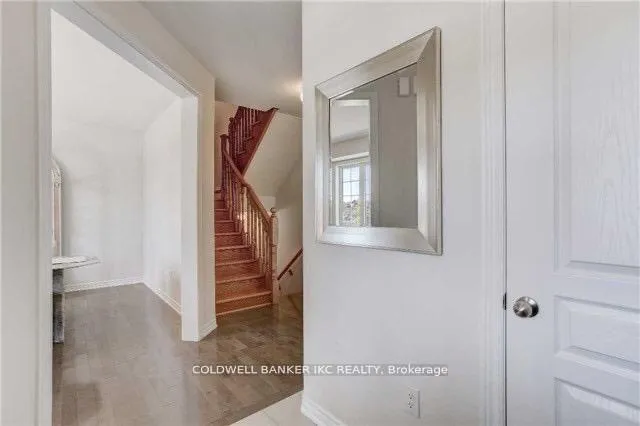 Photo 7 of 310 Barons Street, Vaughan, Kleinburg — HOMEH