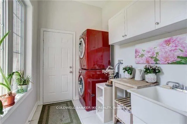 Photo 60 of 310 Barons Street, Vaughan, Kleinburg — HOMEH