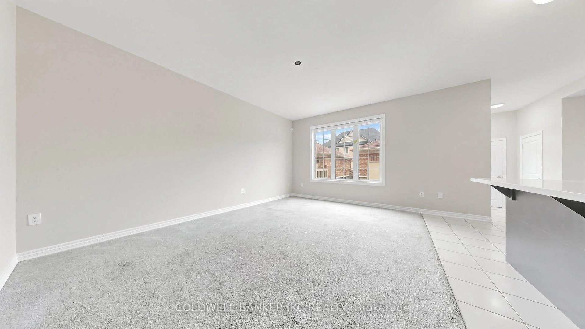 Photo 11 of 310 Barons Street, Vaughan, Kleinburg — HOMEH