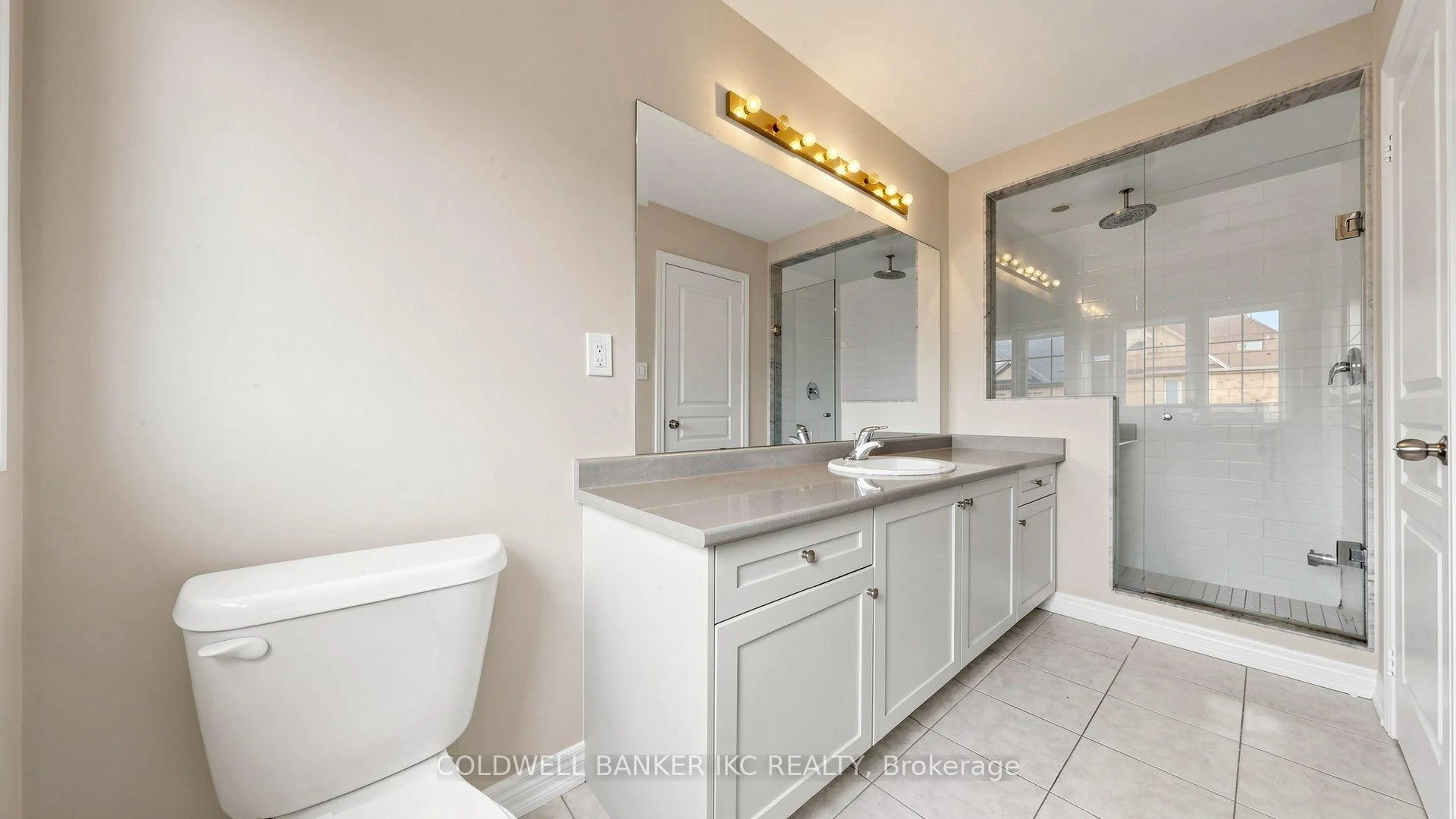 Photo 24 of 310 Barons Street, Vaughan, Kleinburg — HOMEH
