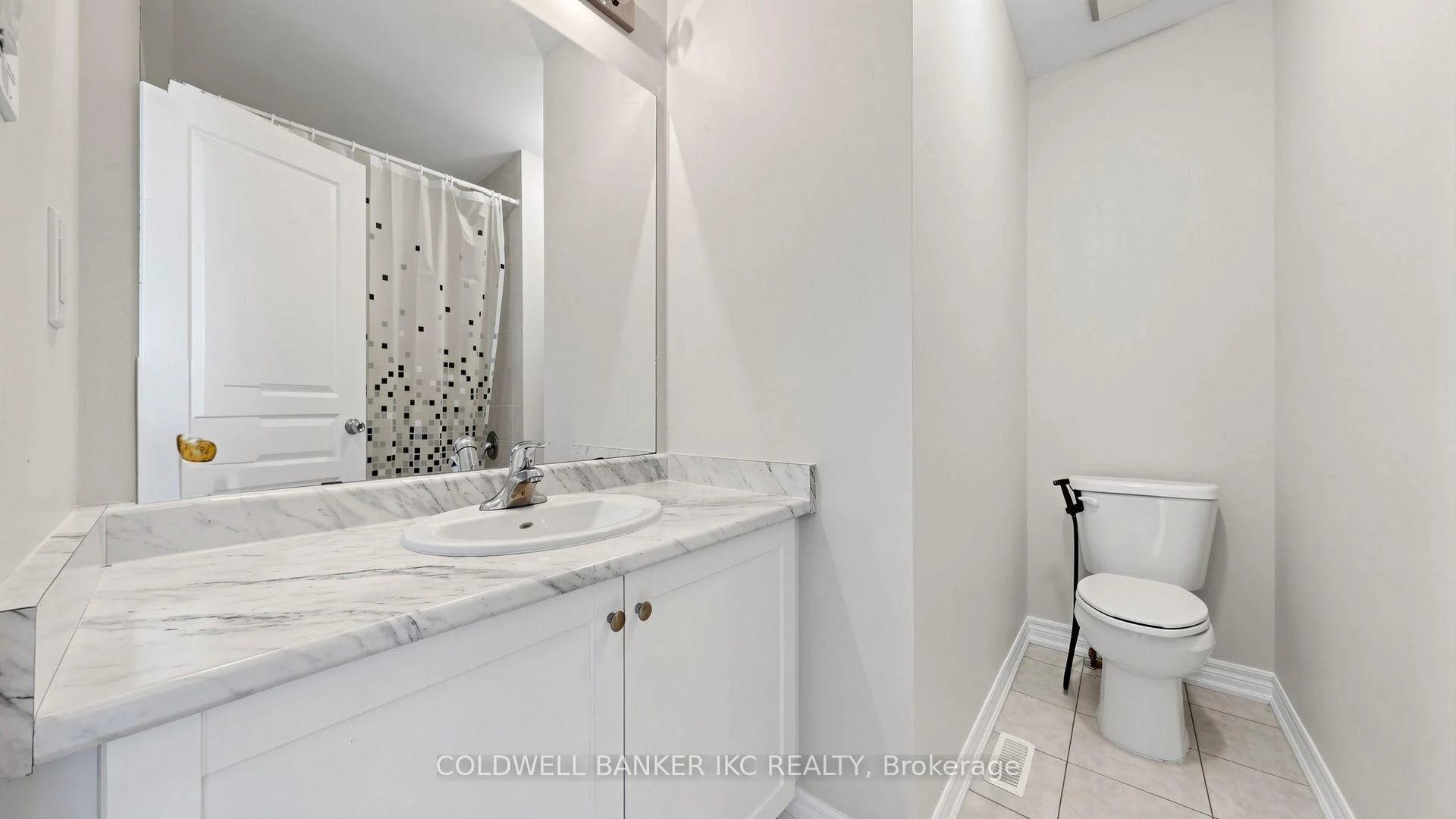 Photo 34 of 310 Barons Street, Vaughan, Kleinburg — HOMEH