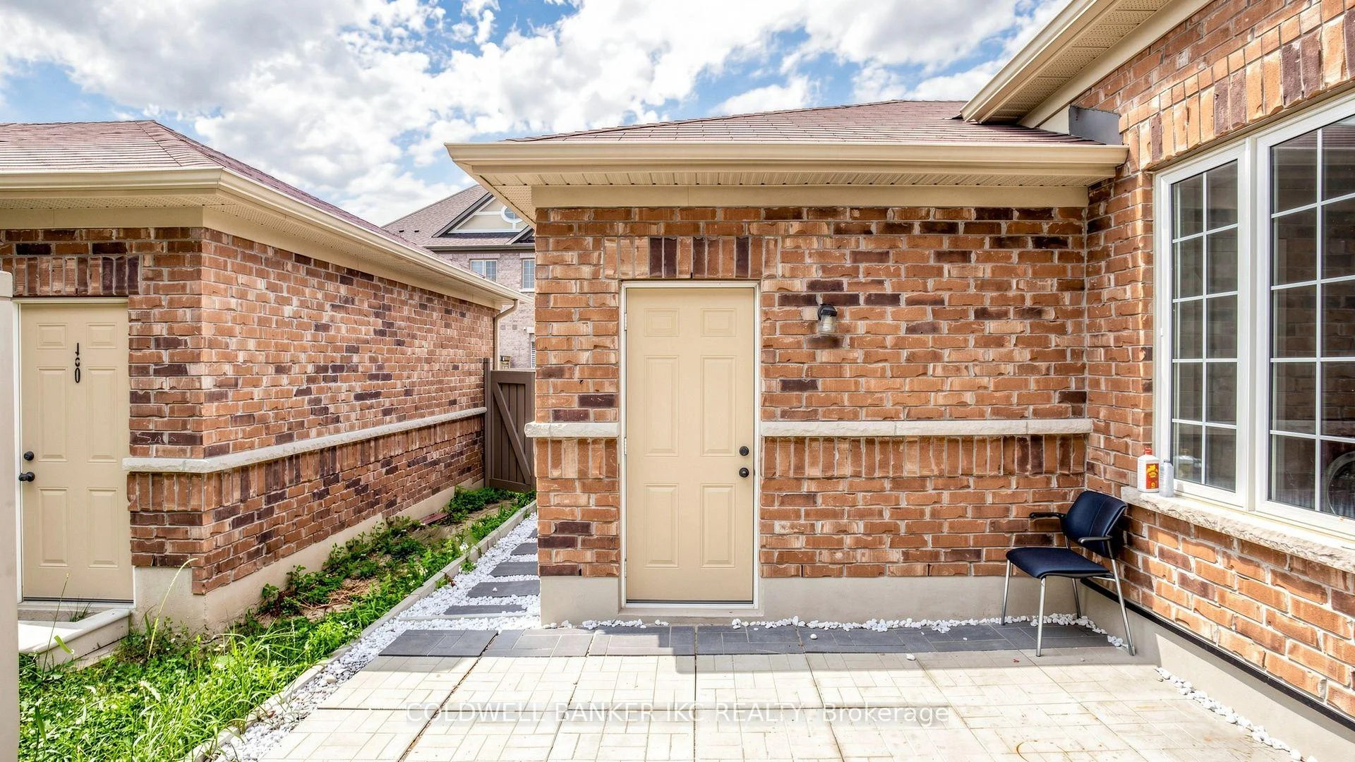 Photo 43 of 310 Barons Street, Vaughan, Kleinburg — HOMEH