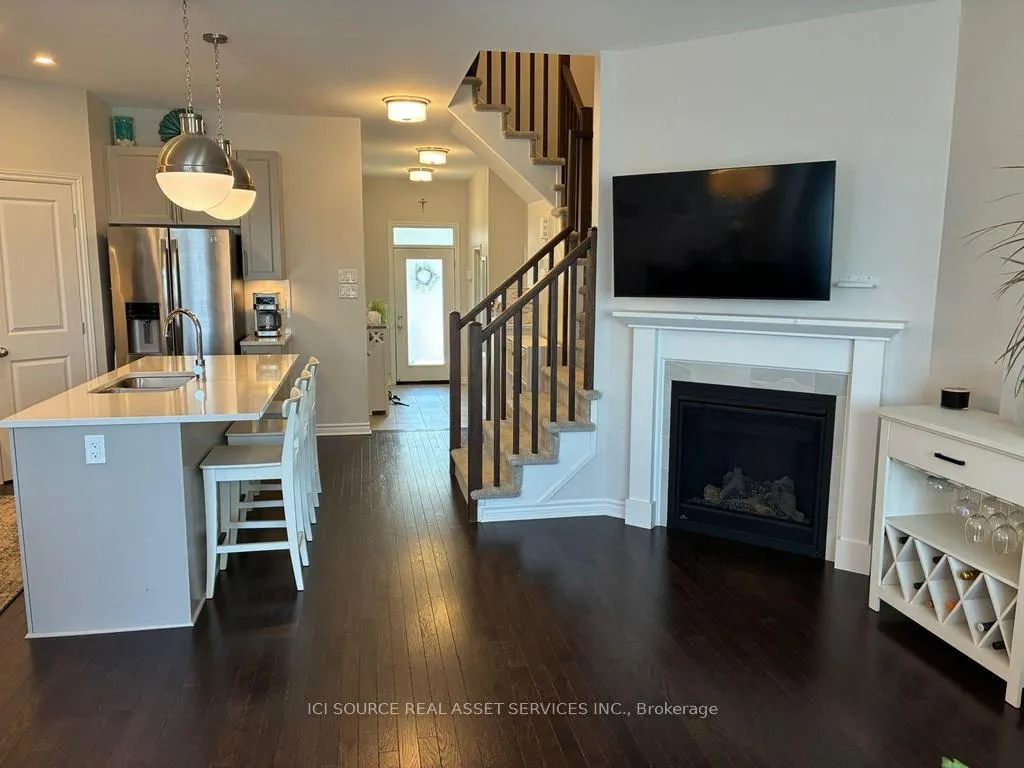 Photo 15 of 303 Kanashtage Terrace, Ottawa, Camelot — HOMEH