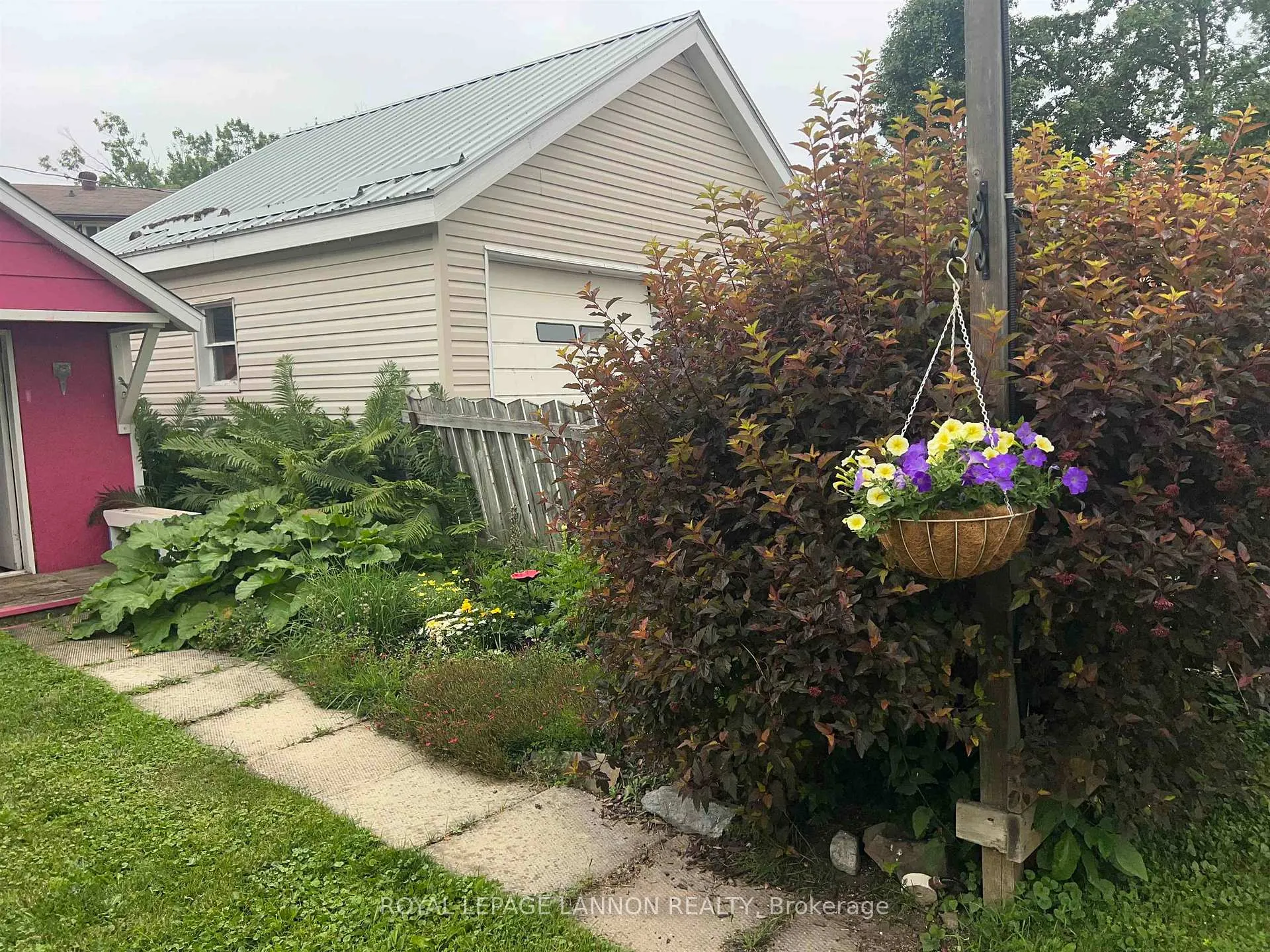 Photo 5 of 13 Spruce Road, Atikokan — HOMEH