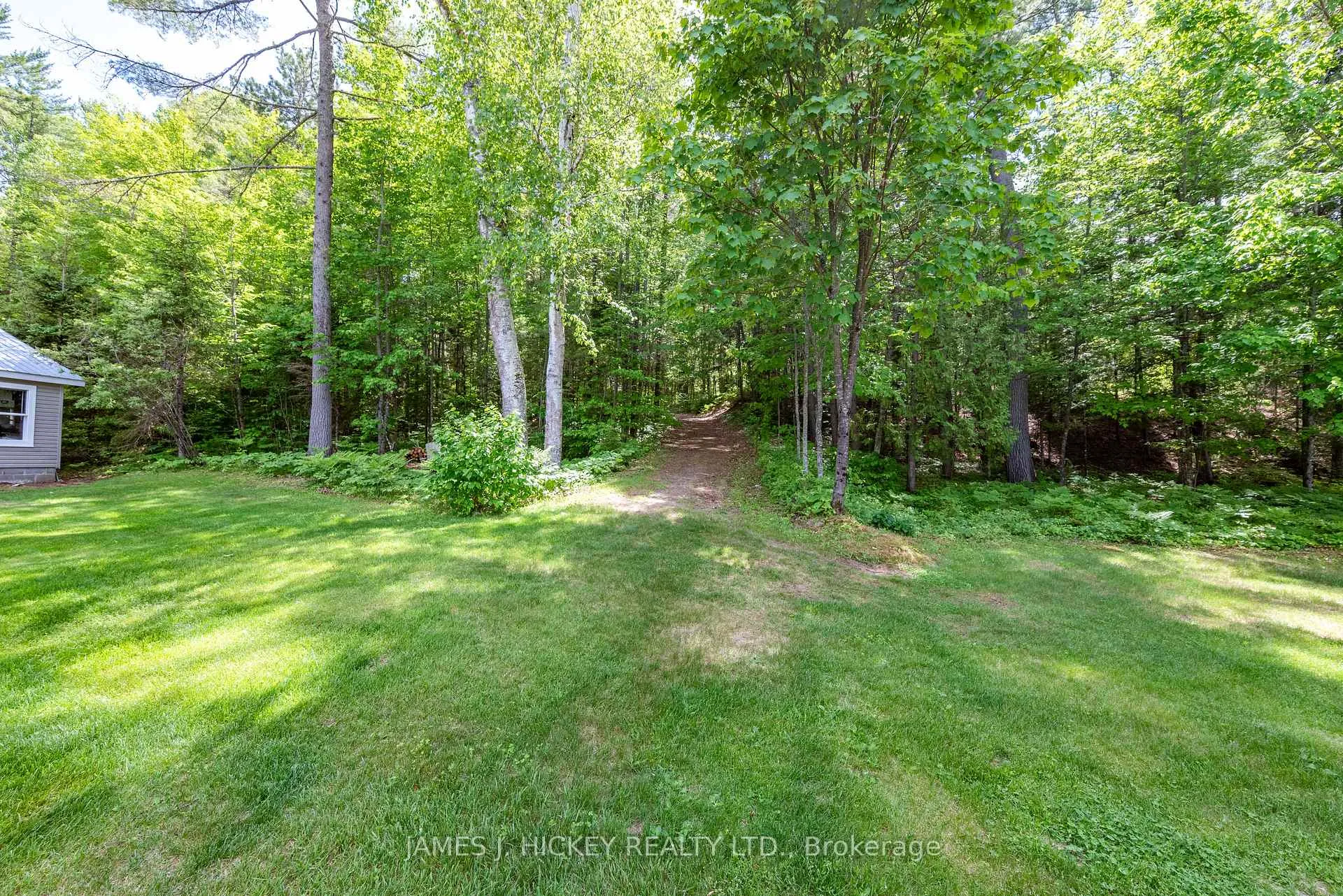 Photo 36 of 141 Ezylyfe Lane, Laurentian Valley, Laurentian Valley — HOMEH