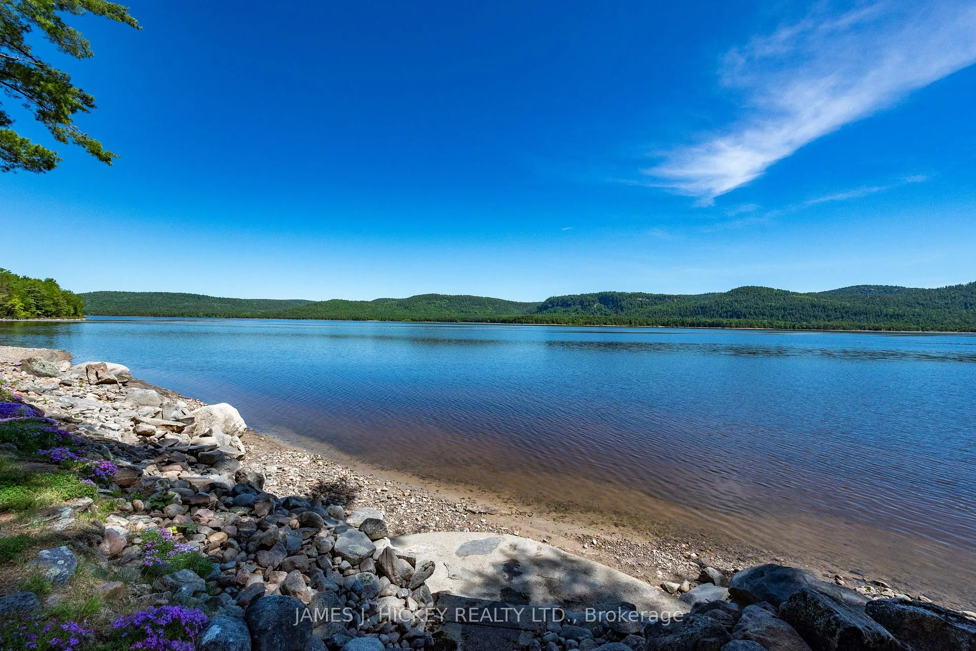 Photo 42 of 141 Ezylyfe Lane, Laurentian Valley, Laurentian Valley — HOMEH