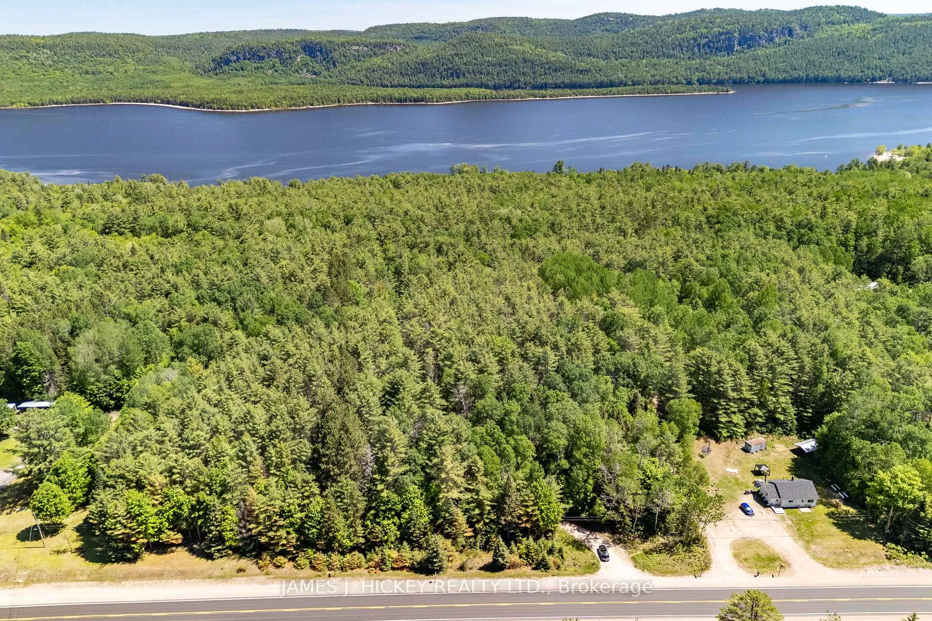 Photo 48 of 141 Ezylyfe Lane, Laurentian Valley, Laurentian Valley — HOMEH