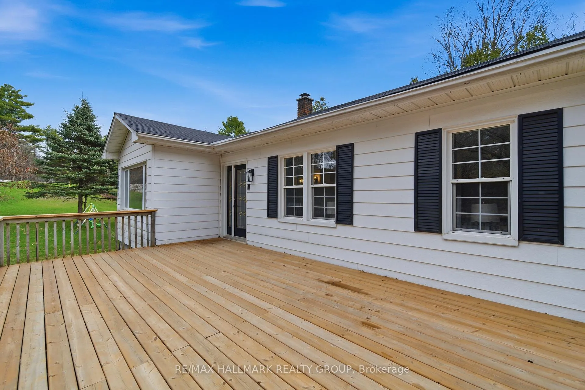 Photo 51 of 17 Kenney Road, Rideau Lakes, Rideau Lakes (South Crosby) Twp — HOMEH