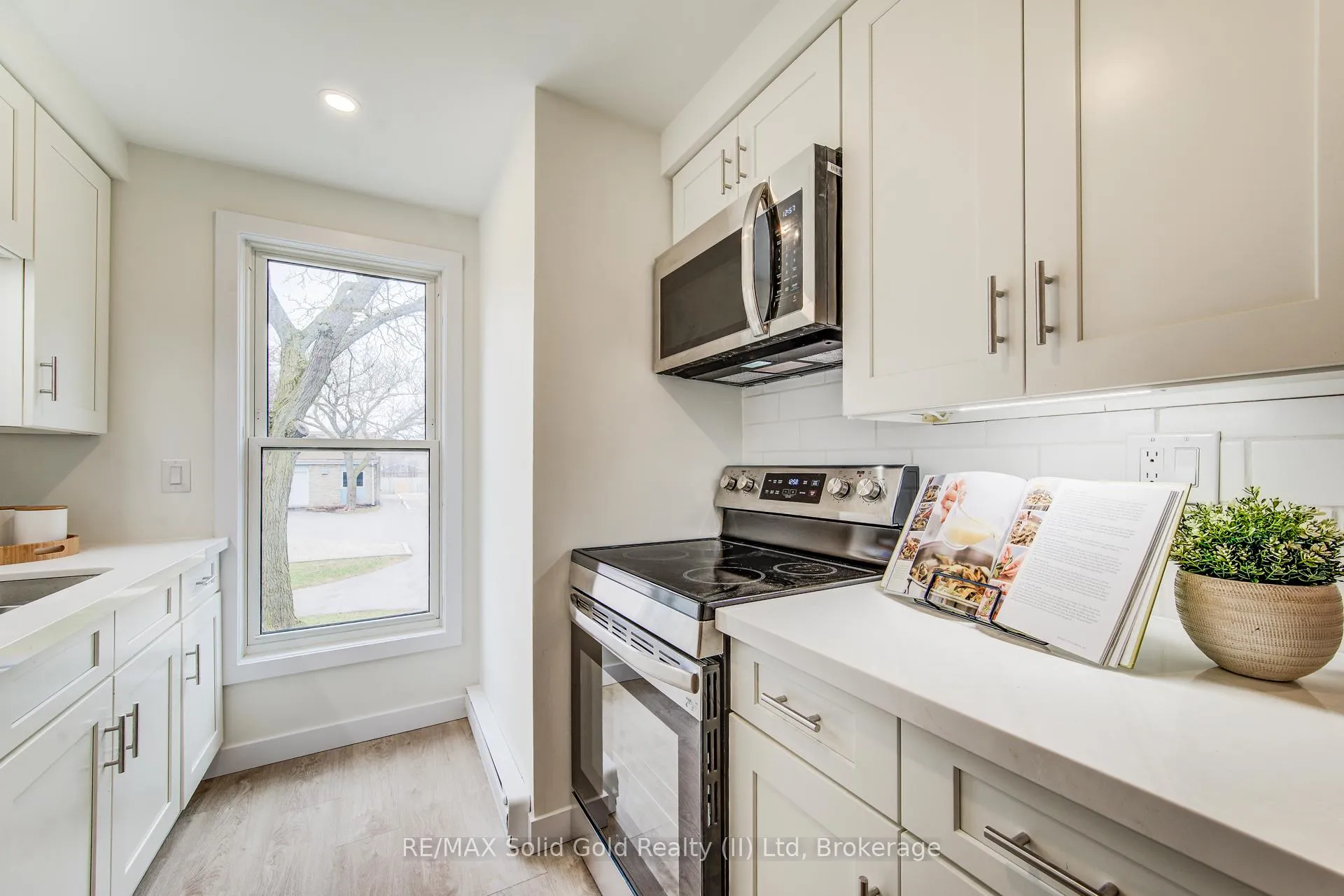 Photo 1 of Unit 64, 35 Breckenridge Drive, Kitchener — HOMEH