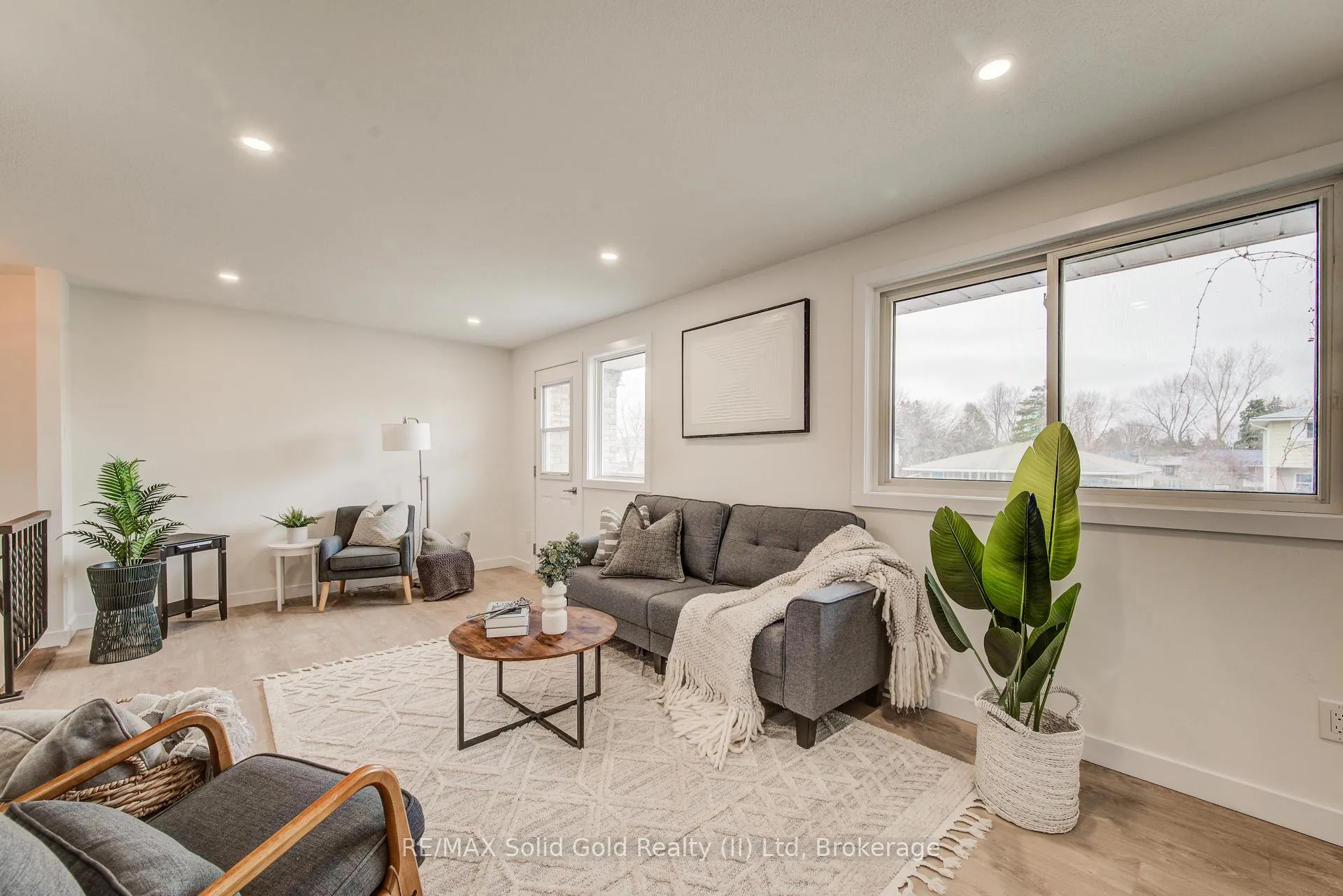 Photo 11 of Unit 64, 35 Breckenridge Drive, Kitchener — HOMEH