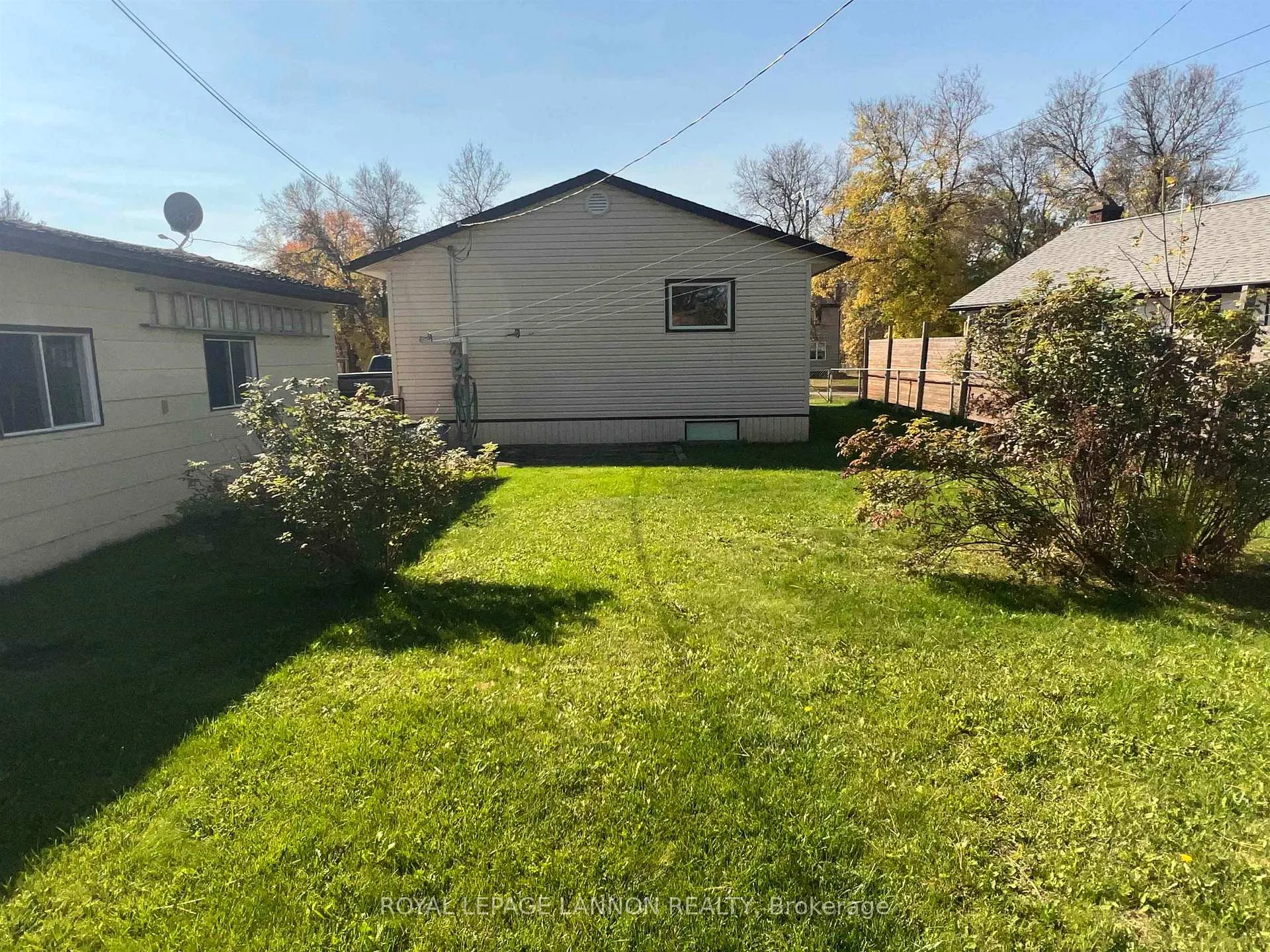 Photo 5 of 146 Pine Crescent, Atikokan — HOMEH