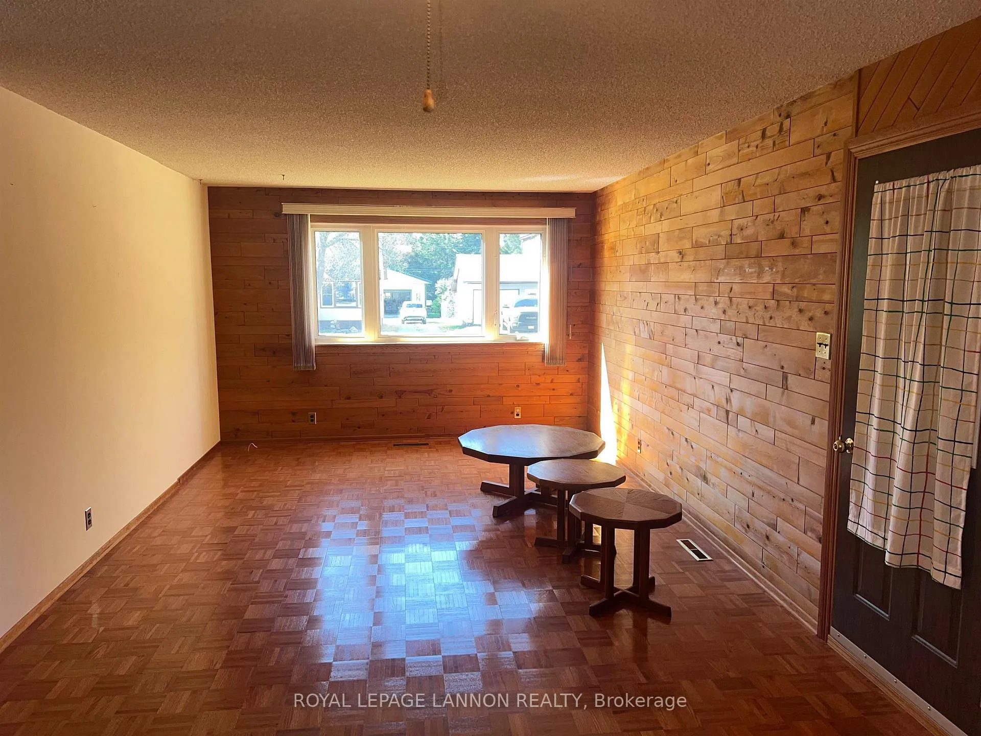 Photo 14 of 146 Pine Crescent, Atikokan — HOMEH