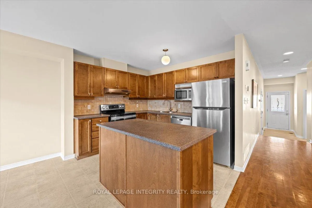 Photo 14 of 120 Grovemont Drive, Ottawa, Barrhaven - Strandherd — HOMEH