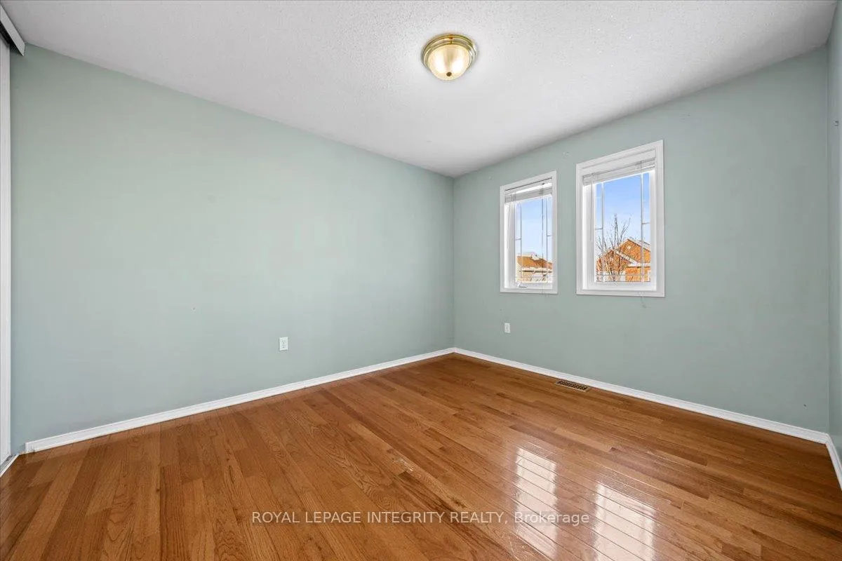 Photo 21 of 120 Grovemont Drive, Ottawa, Barrhaven - Strandherd — HOMEH