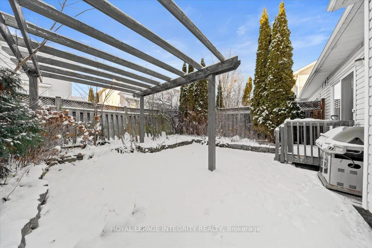 Photo 37 of 120 Grovemont Drive, Ottawa, Barrhaven - Strandherd — HOMEH