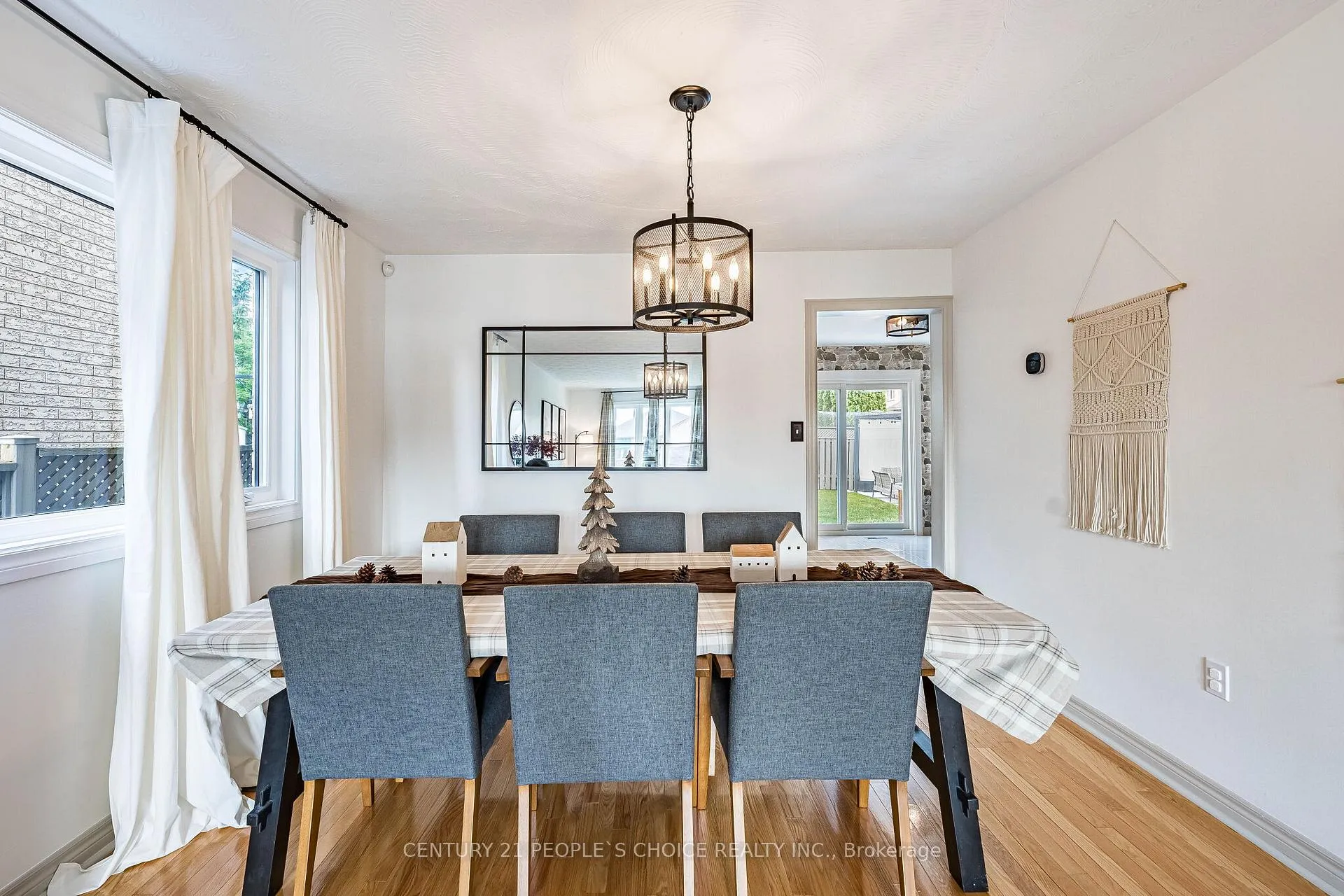 Photo 8 of 295 Locheed Drive, Hamilton, Lisgar — HOMEH