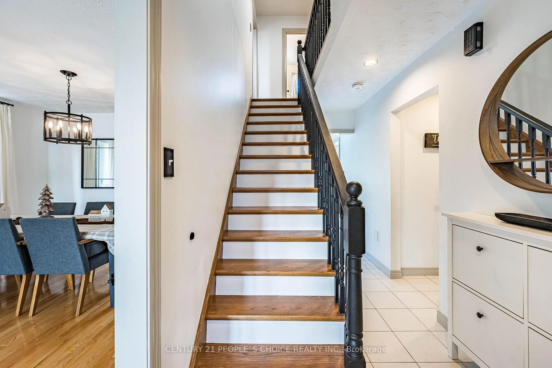 Photo 18 of 295 Locheed Drive, Hamilton, Lisgar — HOMEH