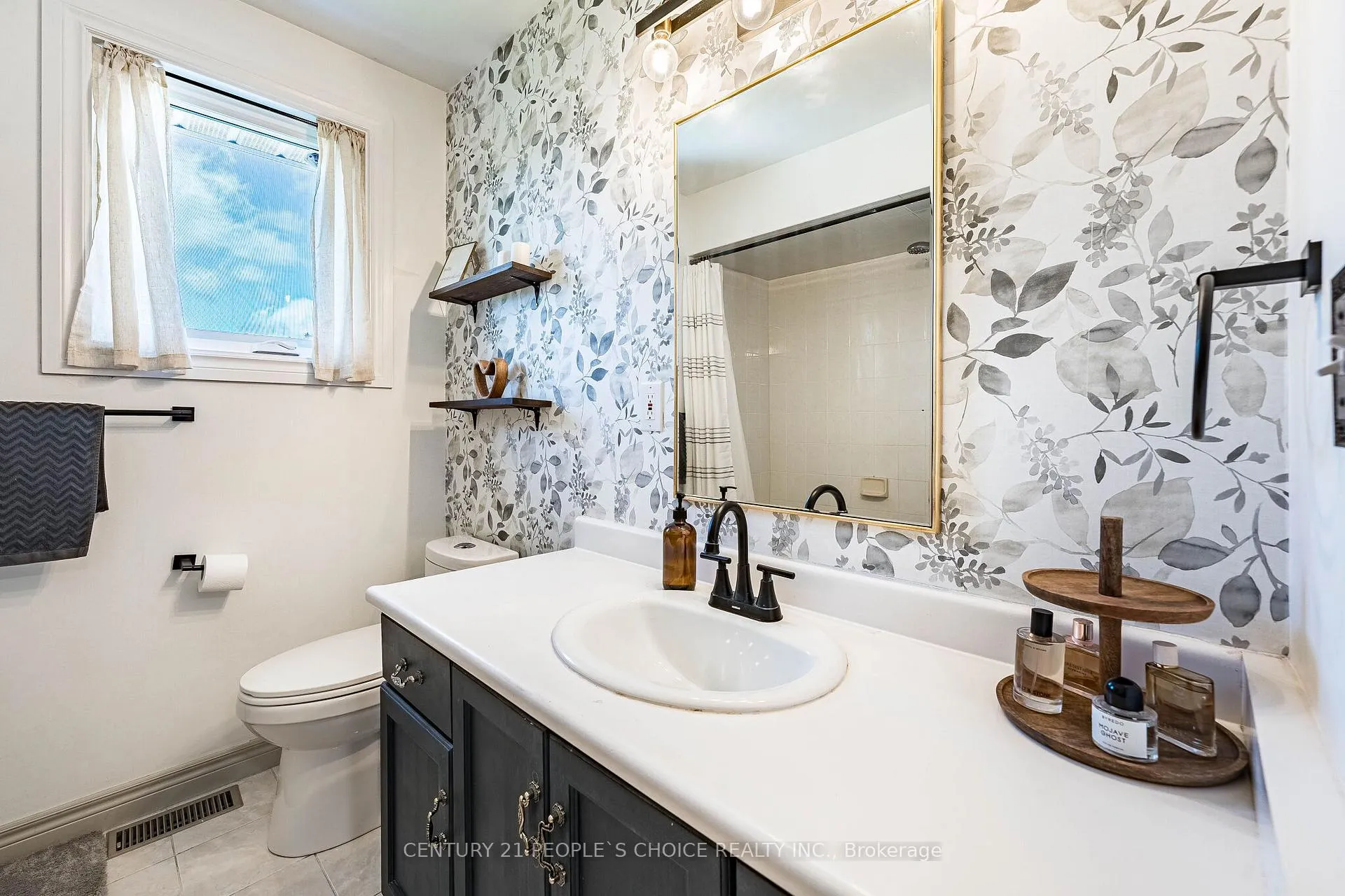 Photo 25 of 295 Locheed Drive, Hamilton, Lisgar — HOMEH